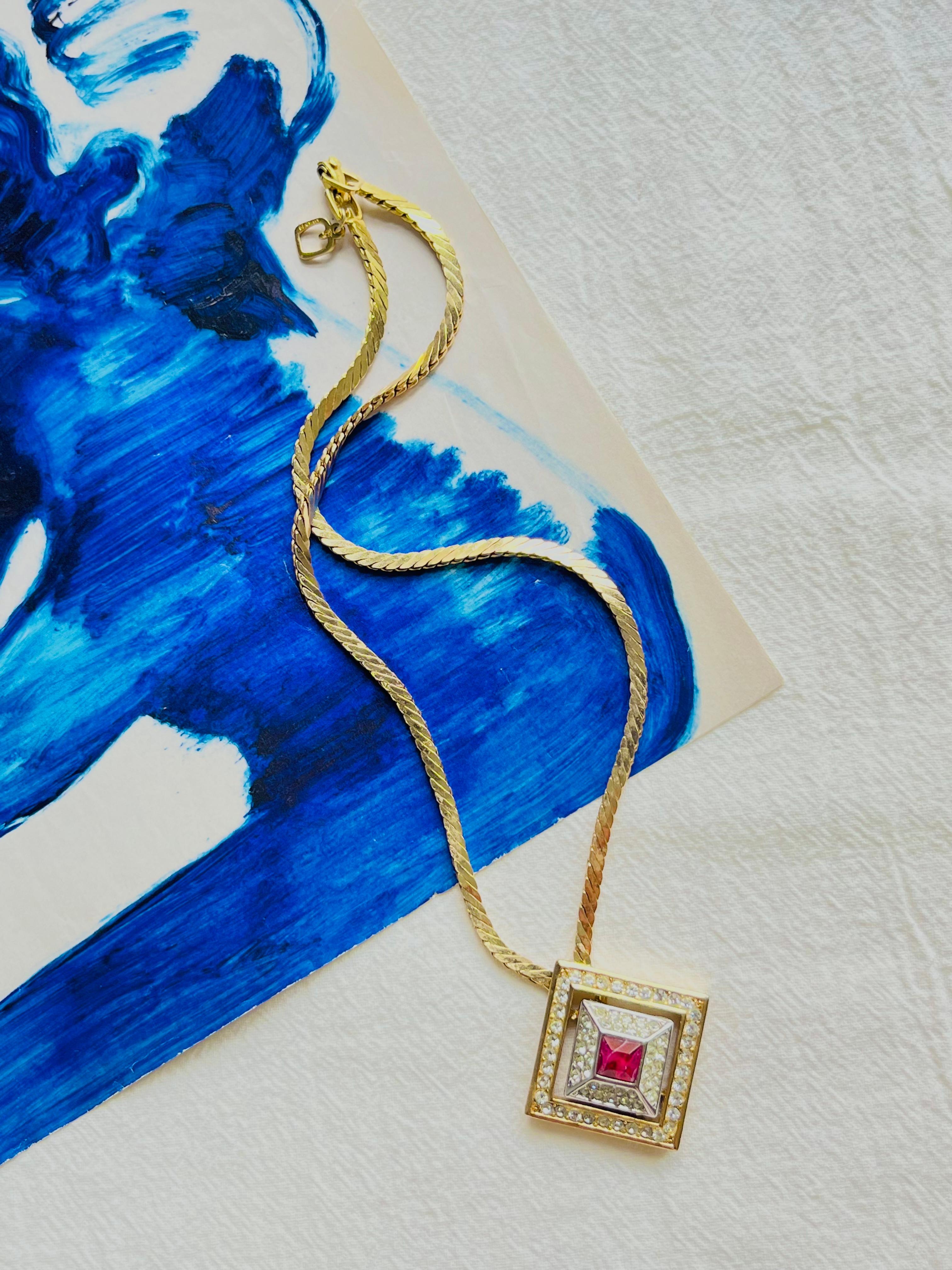 Christian Dior GROSSE Double Square Ruby Crystal Openwork Link Pyramid Necklace For Sale 1