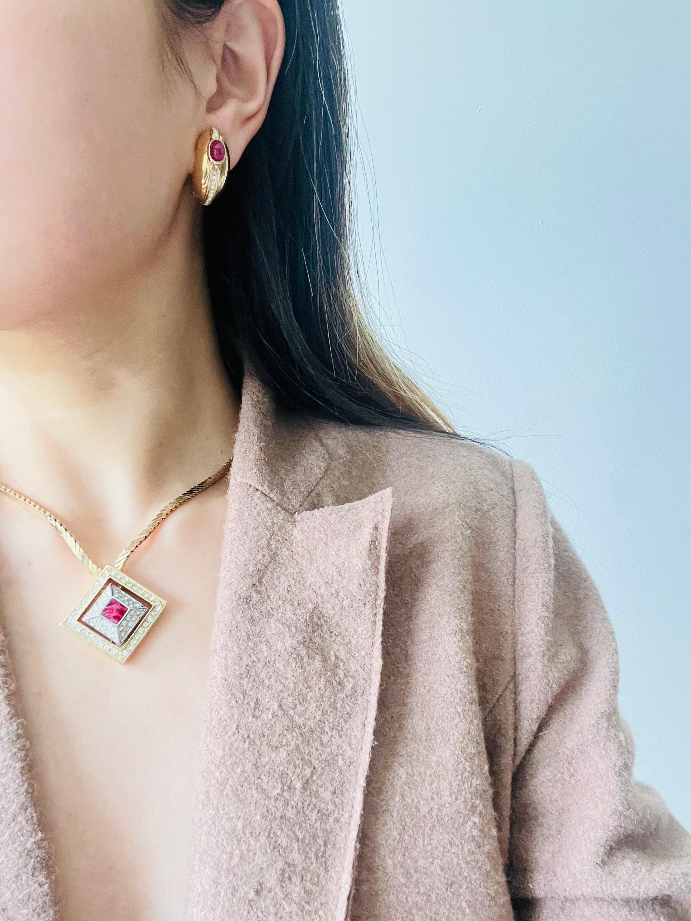 Christian Dior GROSSE Double Square Ruby Crystal Openwork Link Pyramid Necklace For Sale 3