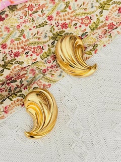 Christian Dior GROSSE Gold Unisex Extra Large Wing Leaf Crescent Chunky Earrings
