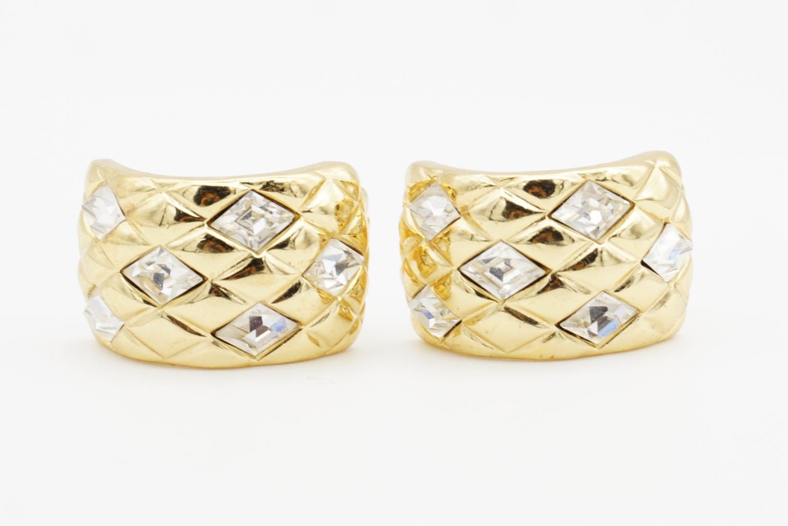 Christian Dior GROSSE Große Diamantkristalle karierte Matelassé-Ohrringe mit Kuppel im Angebot 4