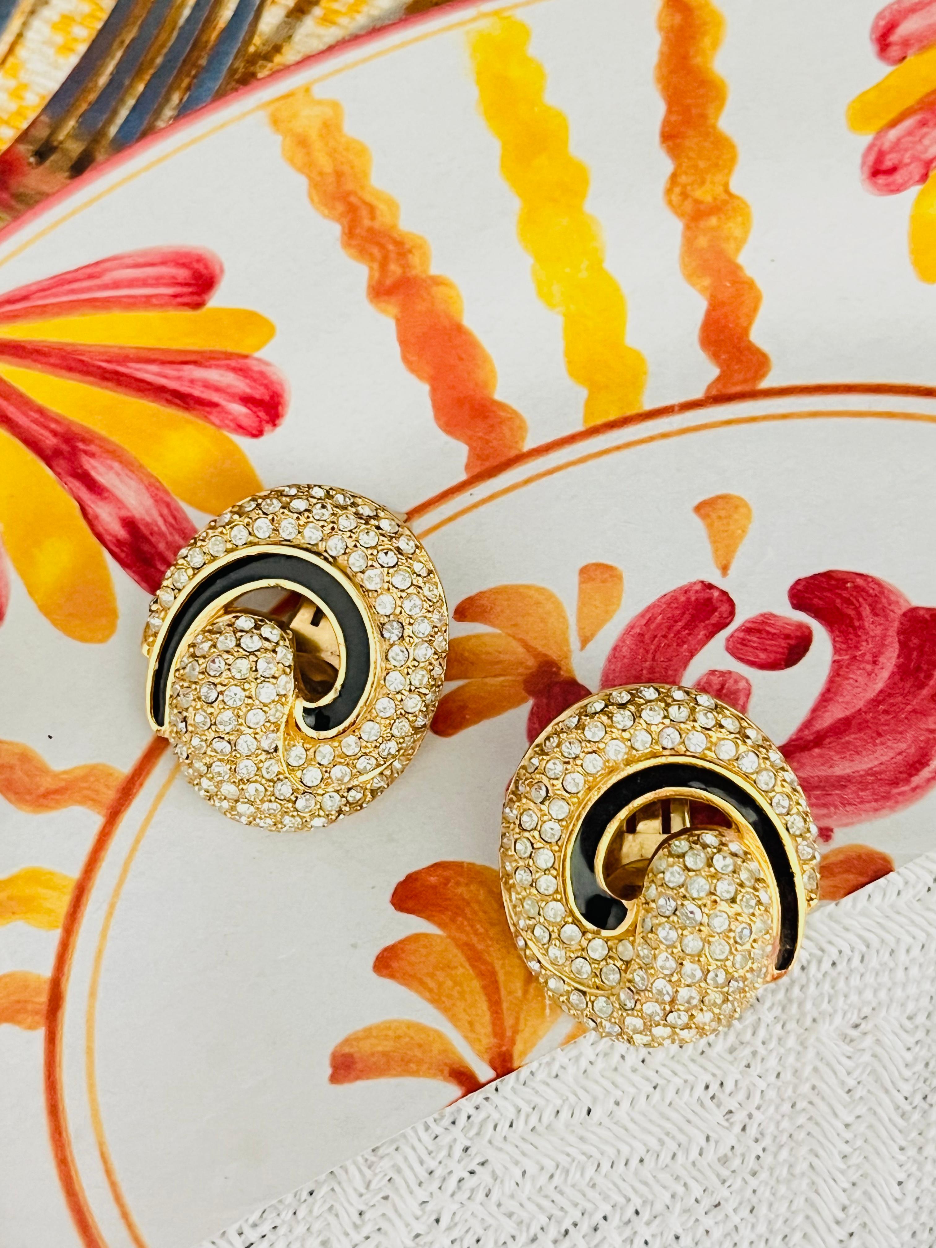 Christian Dior GROSSE Große ganze Kristalle Schwarz Durchbrochene Ovale Muschel-Ohrringe (Art déco) im Angebot