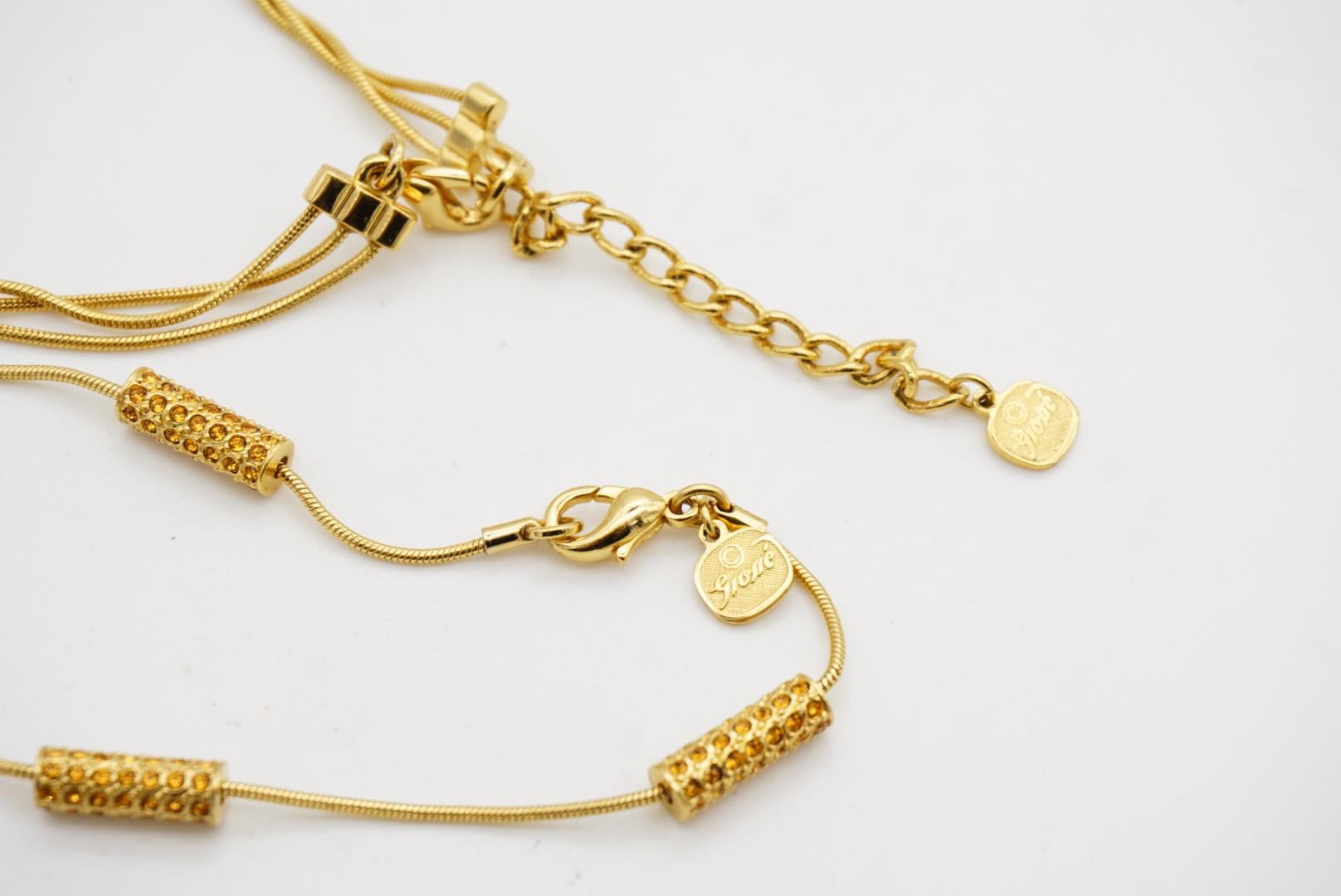 Christian Dior GROSSE Trio Layers Charms Bar Charms collier en vente 8