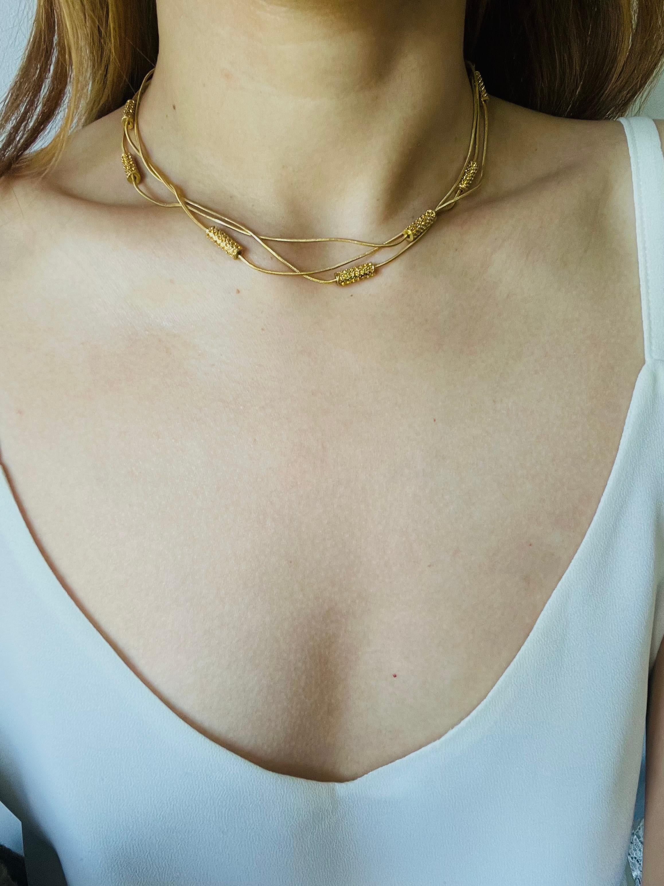 Christian Dior GROSSE Trio Layers Charms Bar Charms collier en vente 2
