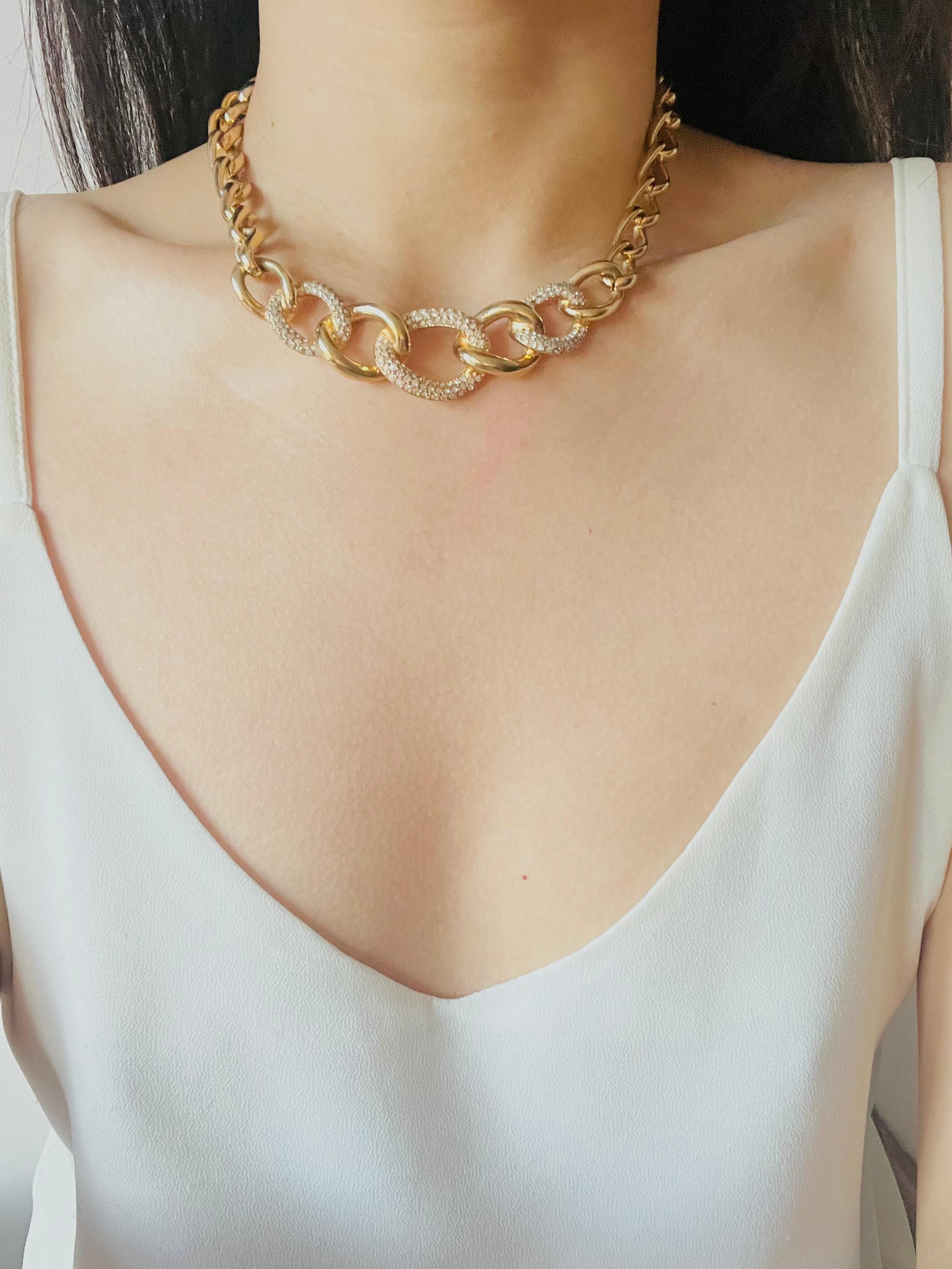 Christian Dior GROSSE Vintage 1980s Crystals Interlocked Link Pendant Necklace For Sale 2