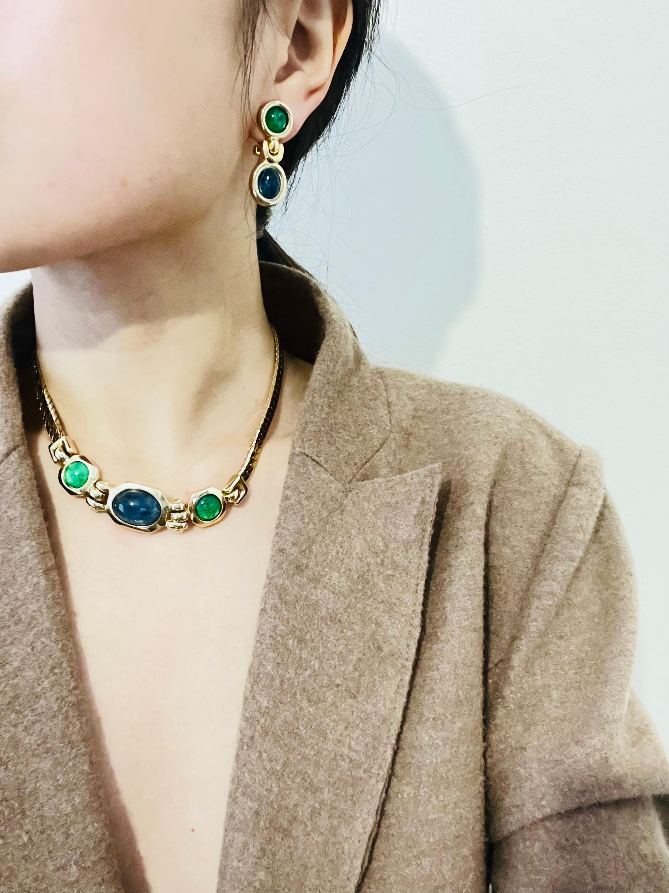 Christian Dior GROSSE Vintage Emerald Sapphire Pendant Drop Gold Jewellery Set For Sale 2