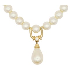 Christian Dior GROSSE White Round Pearls Water Drop Pendant Crystal Necklace
