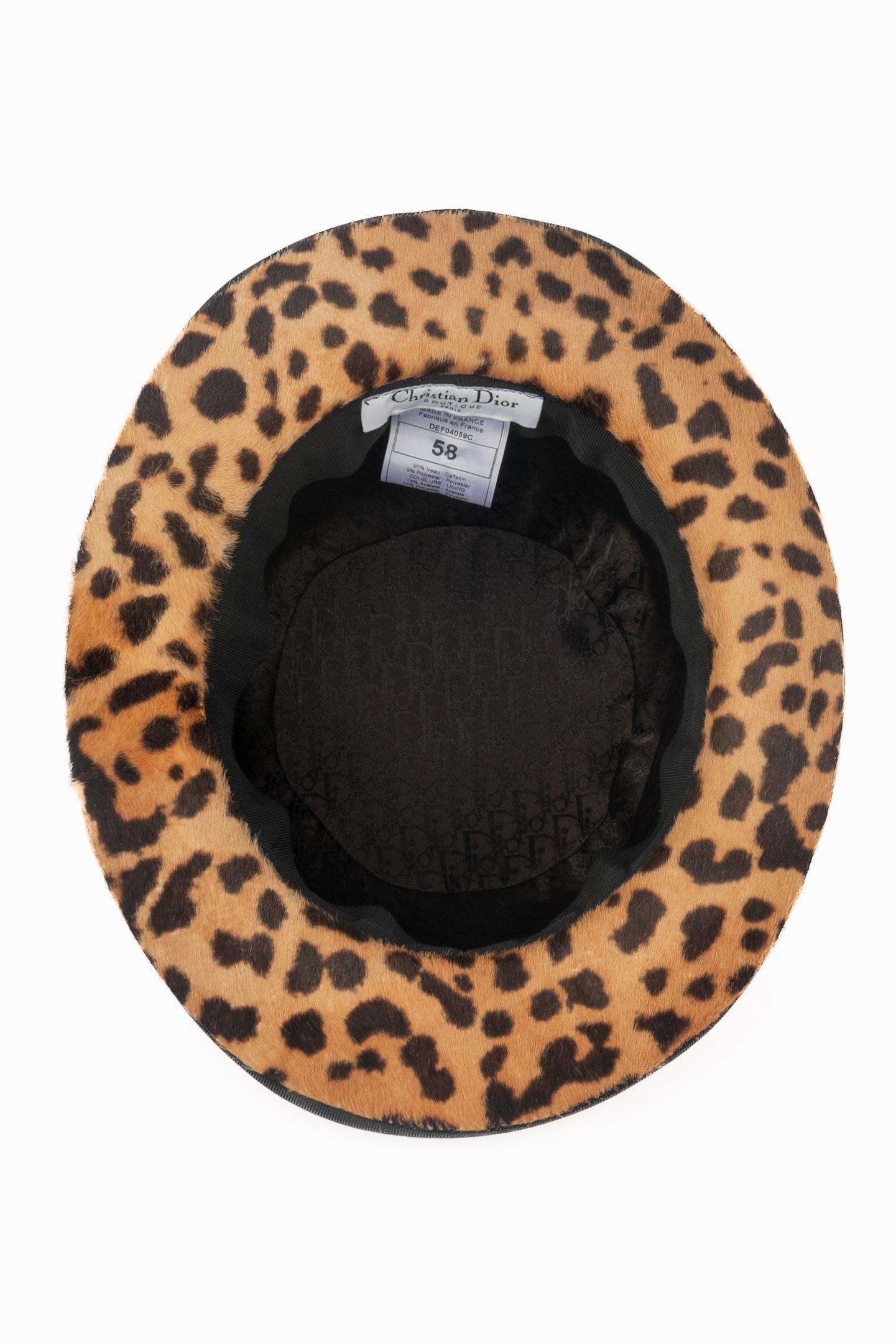 Cappello Christian Dior Inverno 2004 in vendita 5