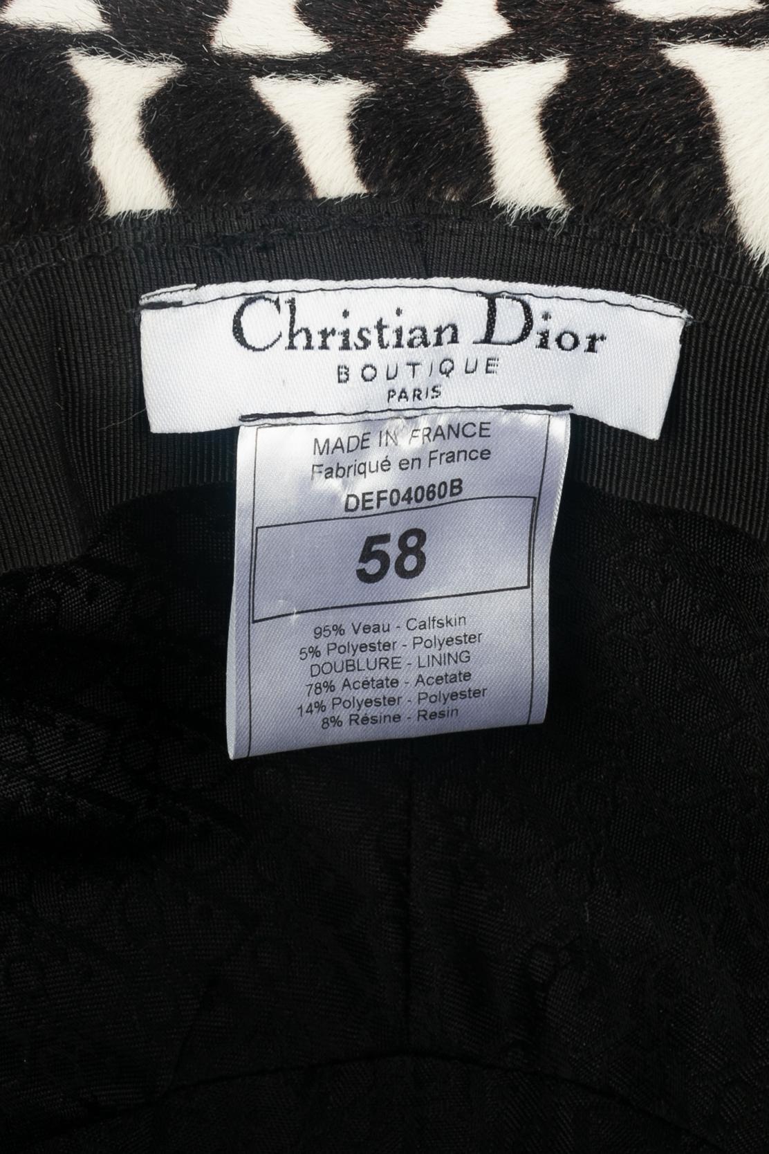 Cappello Christian Dior Inverno 2004 in vendita 4