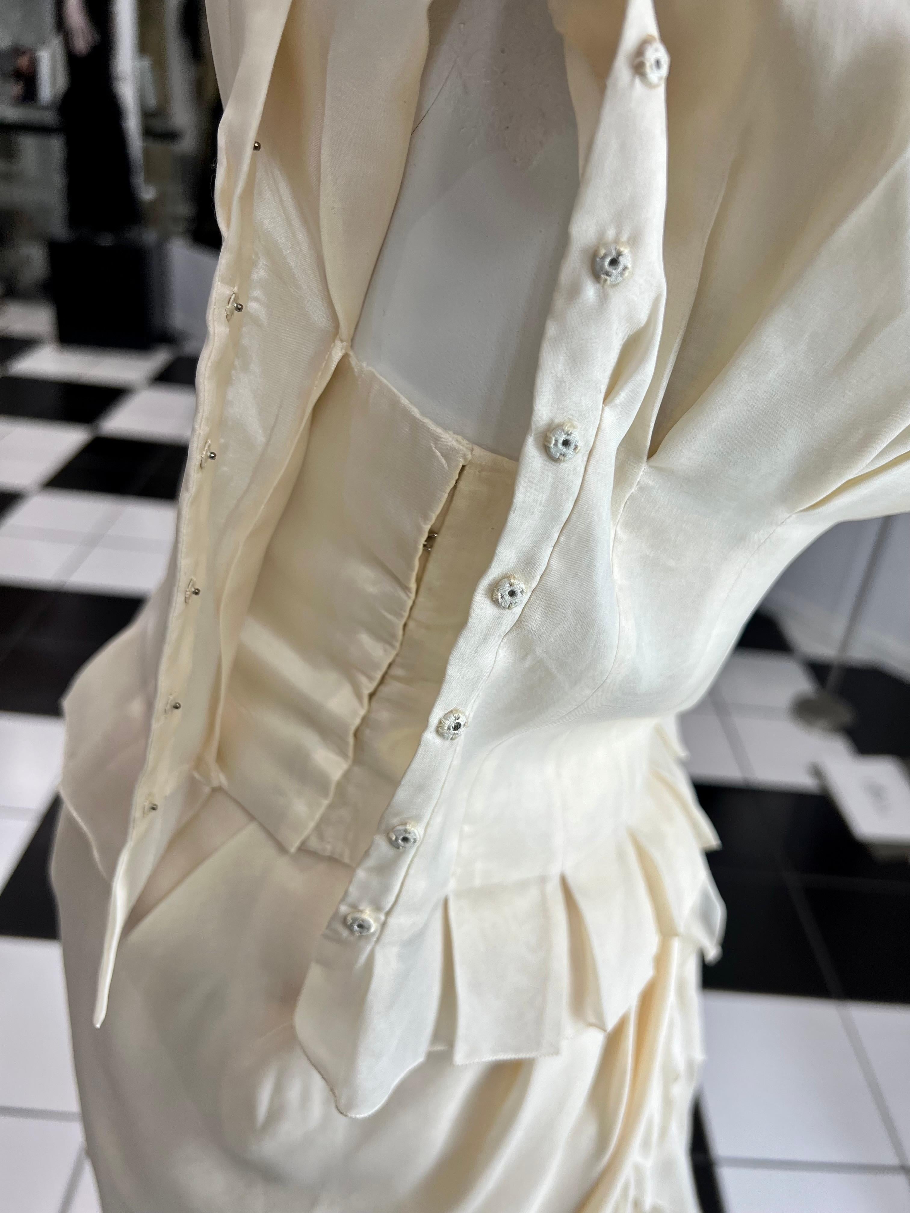 Conjunto de Blusa y Falda Christian Dior Haute Couture Crema,  Betsy Bloomingdale 1988 en venta 6