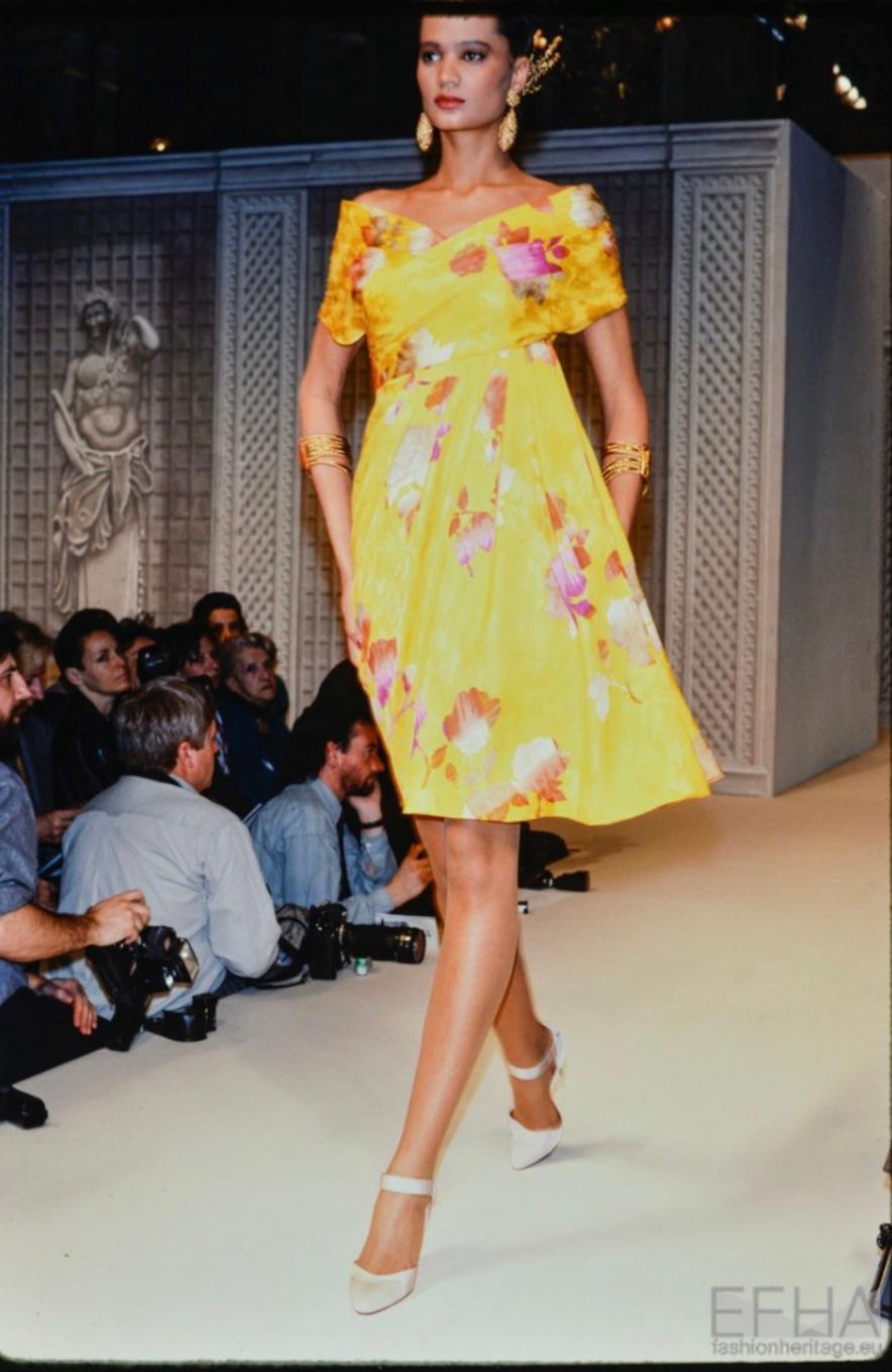 Women's Christian Dior Haute Couture S/S 1988 Princess Caroline Yellow Silk Mini Dress