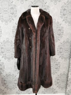 Christian dior / Holt renfrew mink fur coat size 6