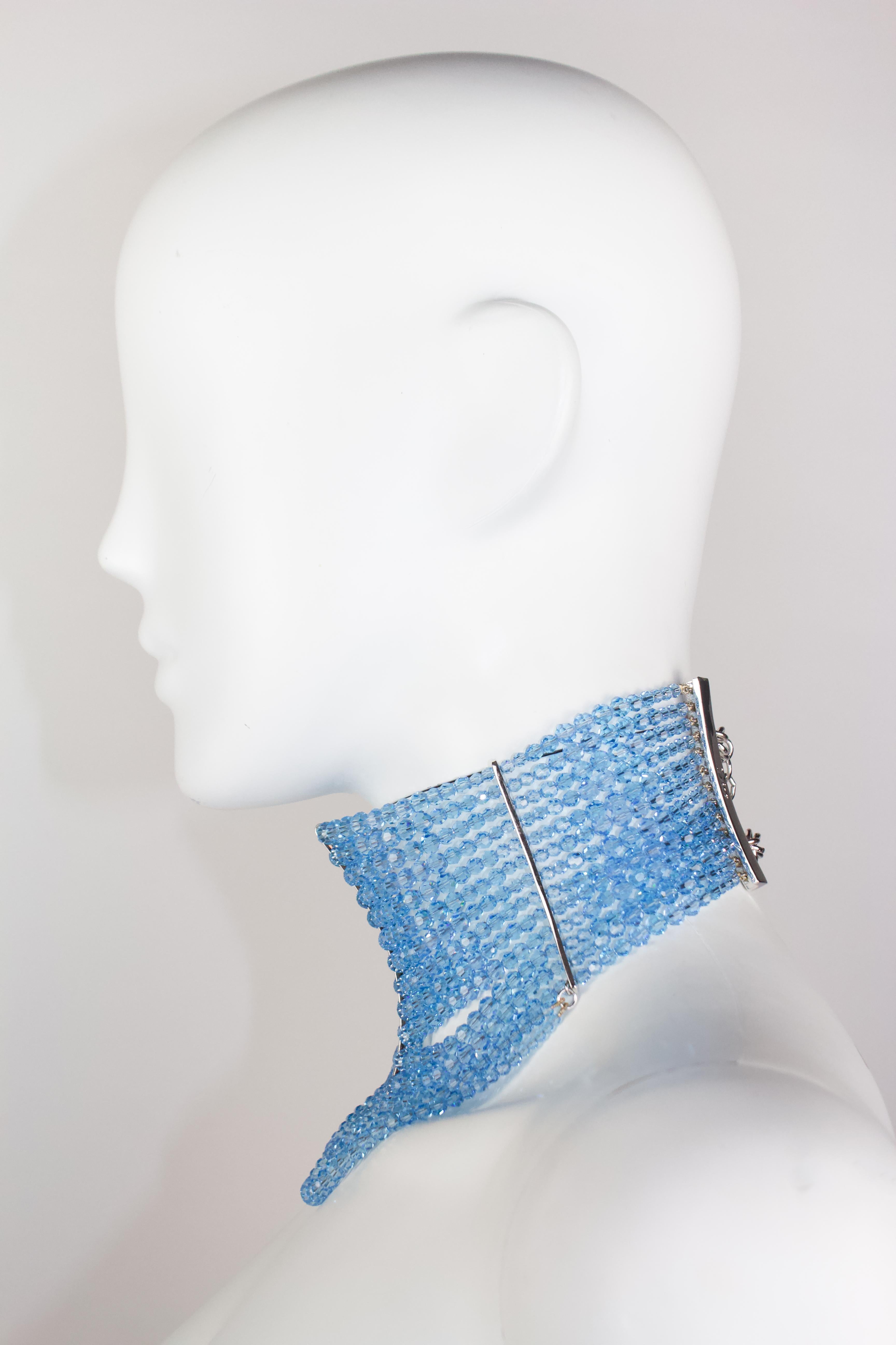 Tour de cou en perles Swarovski bleu glacier de Christian Dior en vente 1