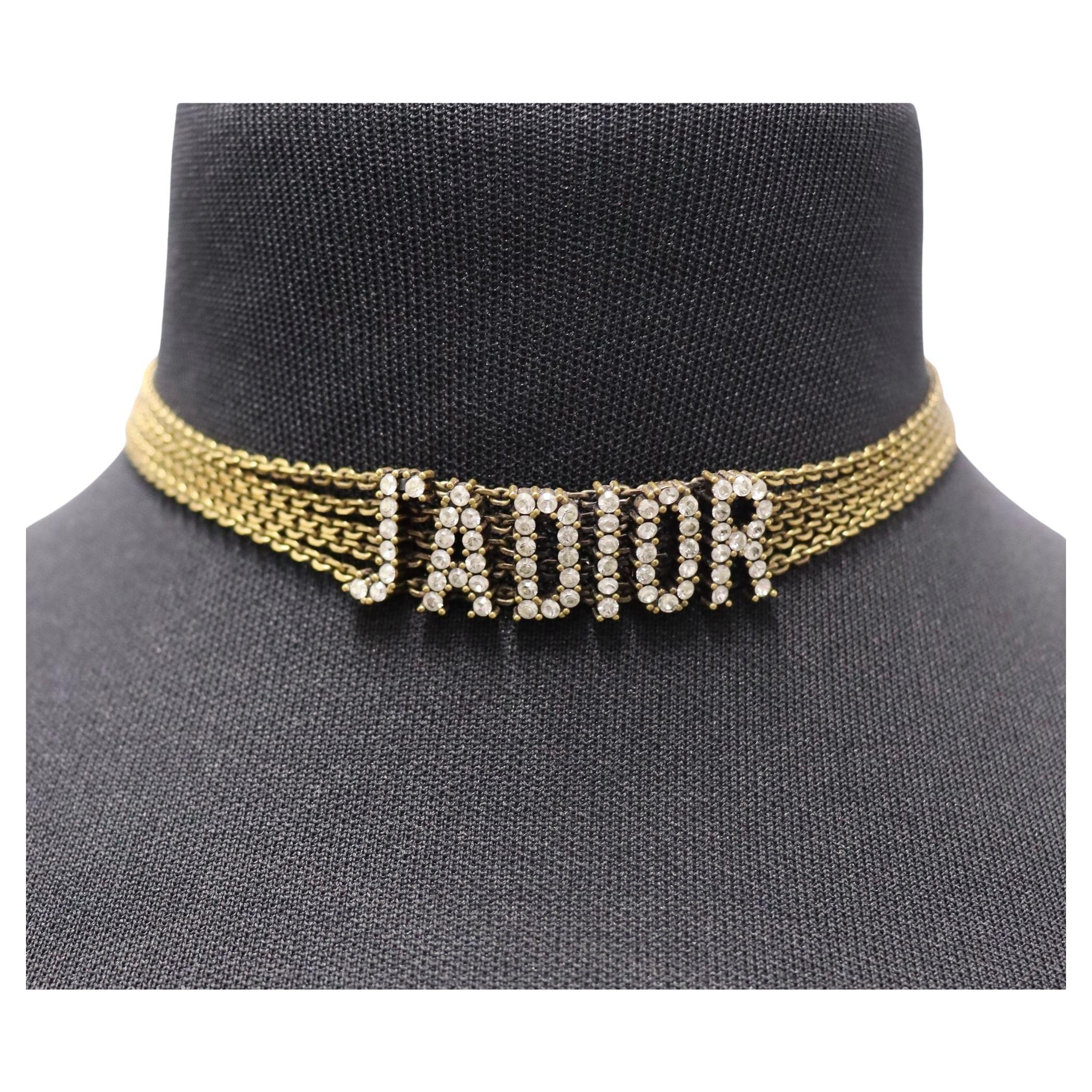 Christian Dior J'Adior - Collier chocker en métal cristal et laiton En  vente sur 1stDibs