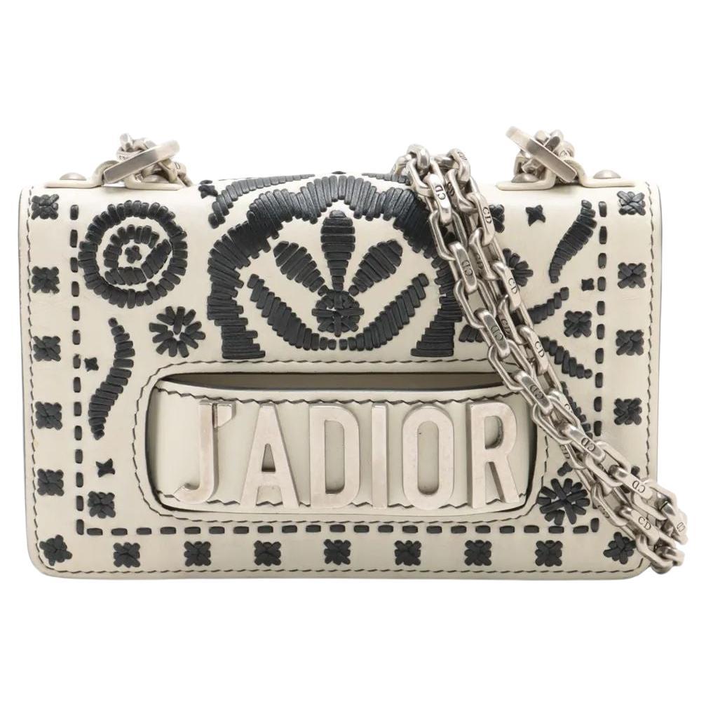 Christian Dior J'Adior Bestickte Leder-Ketten-Umhängetasche Weiß im Angebot