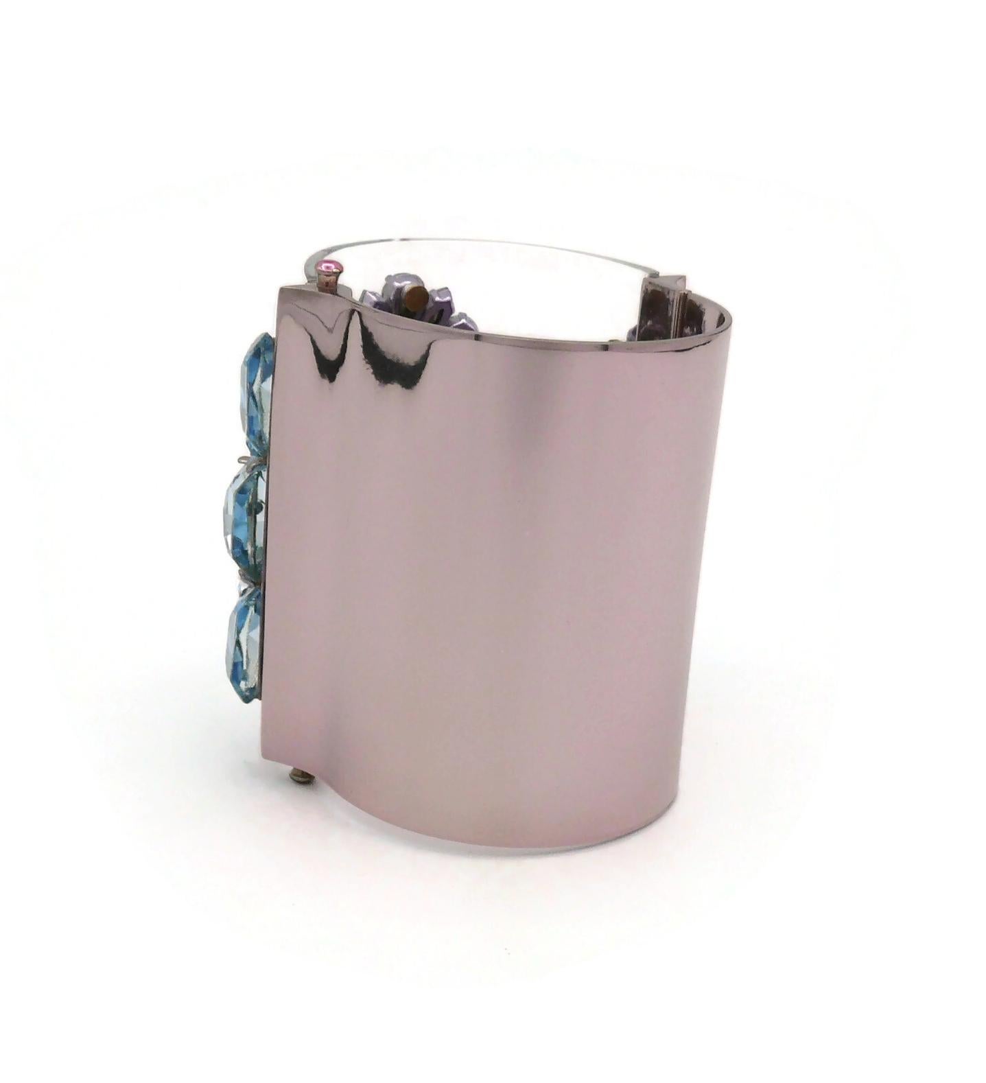 Christian Dior Jewelled Powder Pink Metal and Clear Prespex Cuff Bracelet, 2013 In Good Condition For Sale In Nice, FR