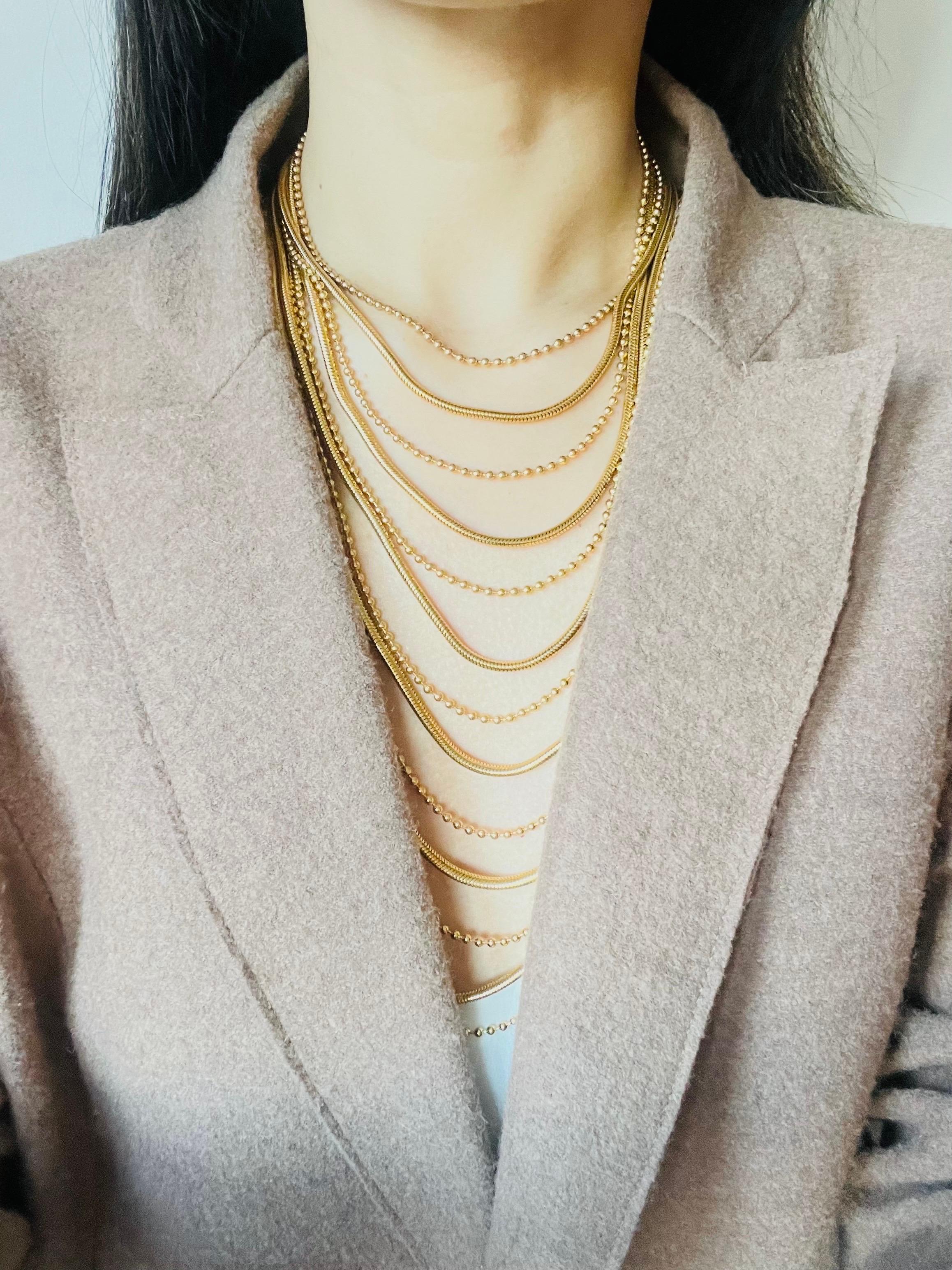 John Galliano for Christian Dior 1990s Masai Collana lunga a più fili di serpente Dot Dot in vendita 2