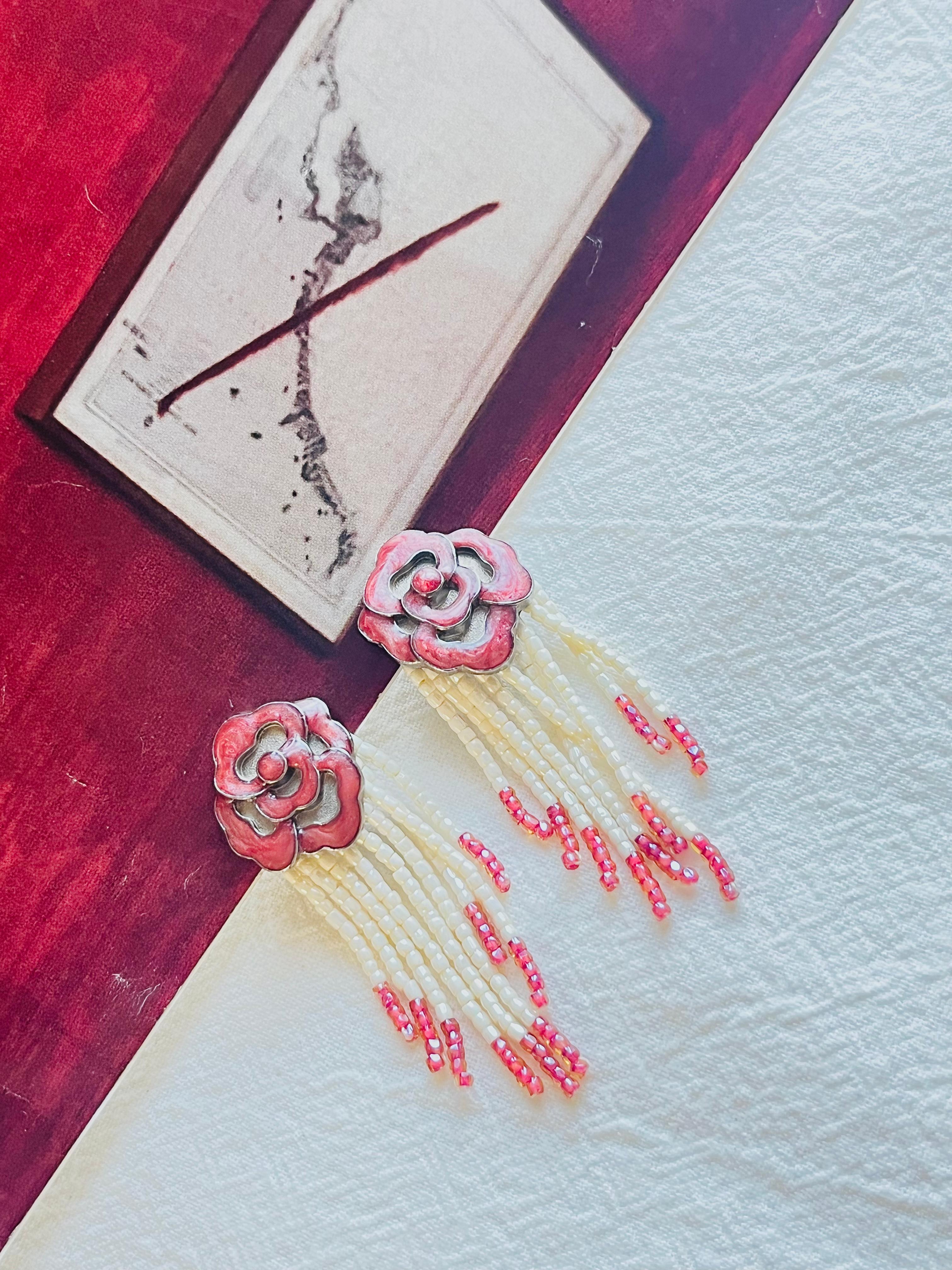 CHRISTIAN DIOR John Galliano 1997 Burgunder Rose Perlen Kristalle Quaste Ohrringe im Zustand „Hervorragend“ im Angebot in Wokingham, England