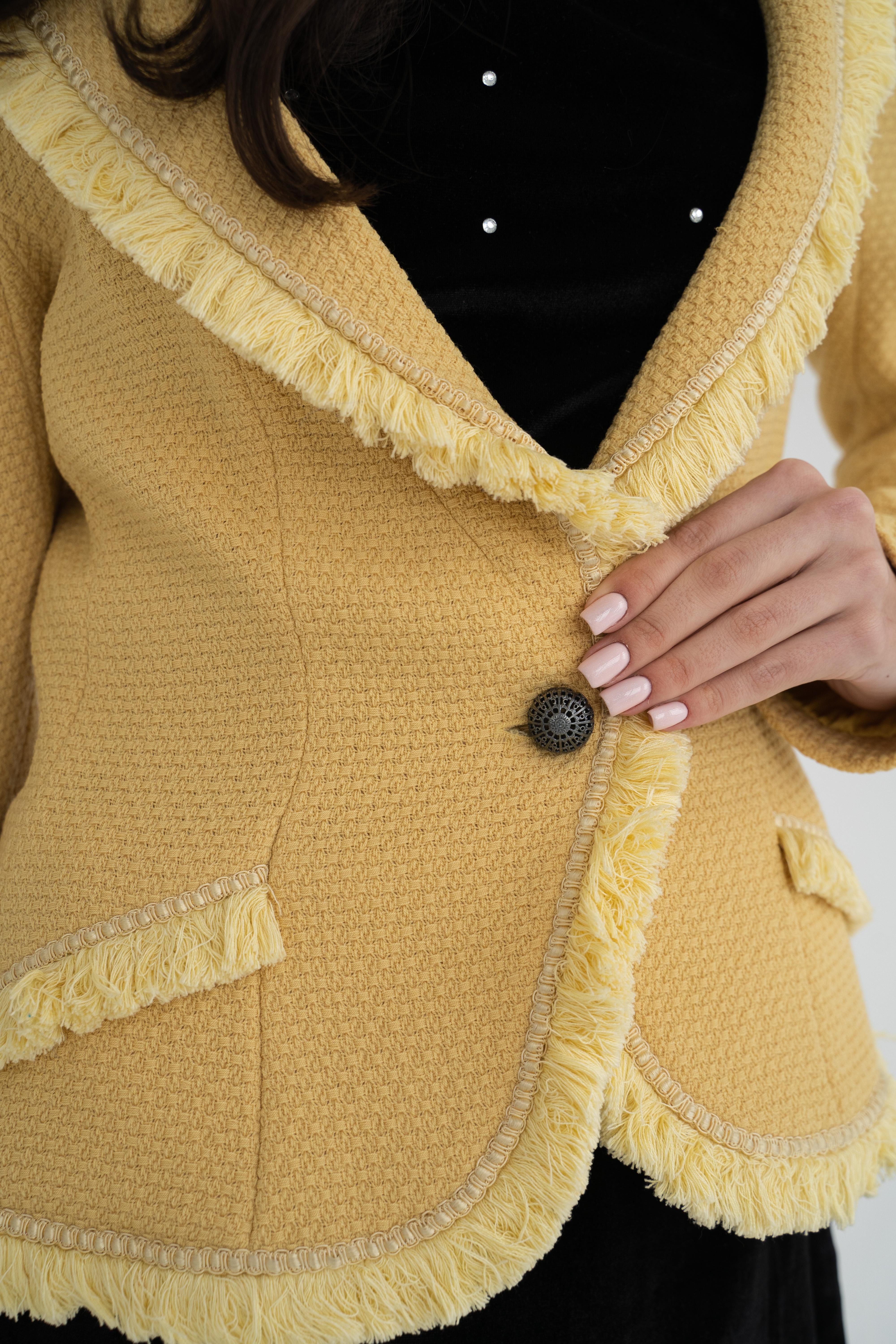 Christian Dior & John Galliano 1997 Geisha / Pin-up Yellow Wool Tweed Jacket For Sale 2