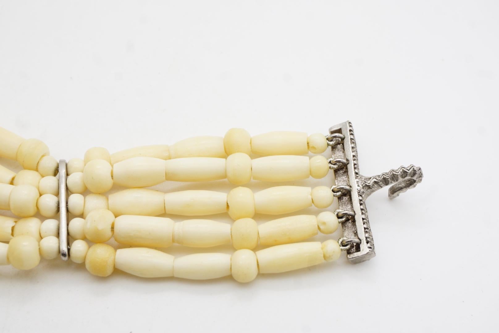 CHRISTIAN DIOR John Galliano for Christian Dior 1998 Collana a girocollo a 5 fili con perline Maasai Avorio in vendita 12