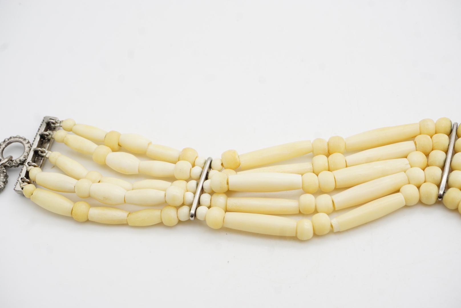 CHRISTIAN DIOR John Galliano for Christian Dior 1998 Collana a girocollo a 5 fili con perline Maasai Avorio in vendita 13