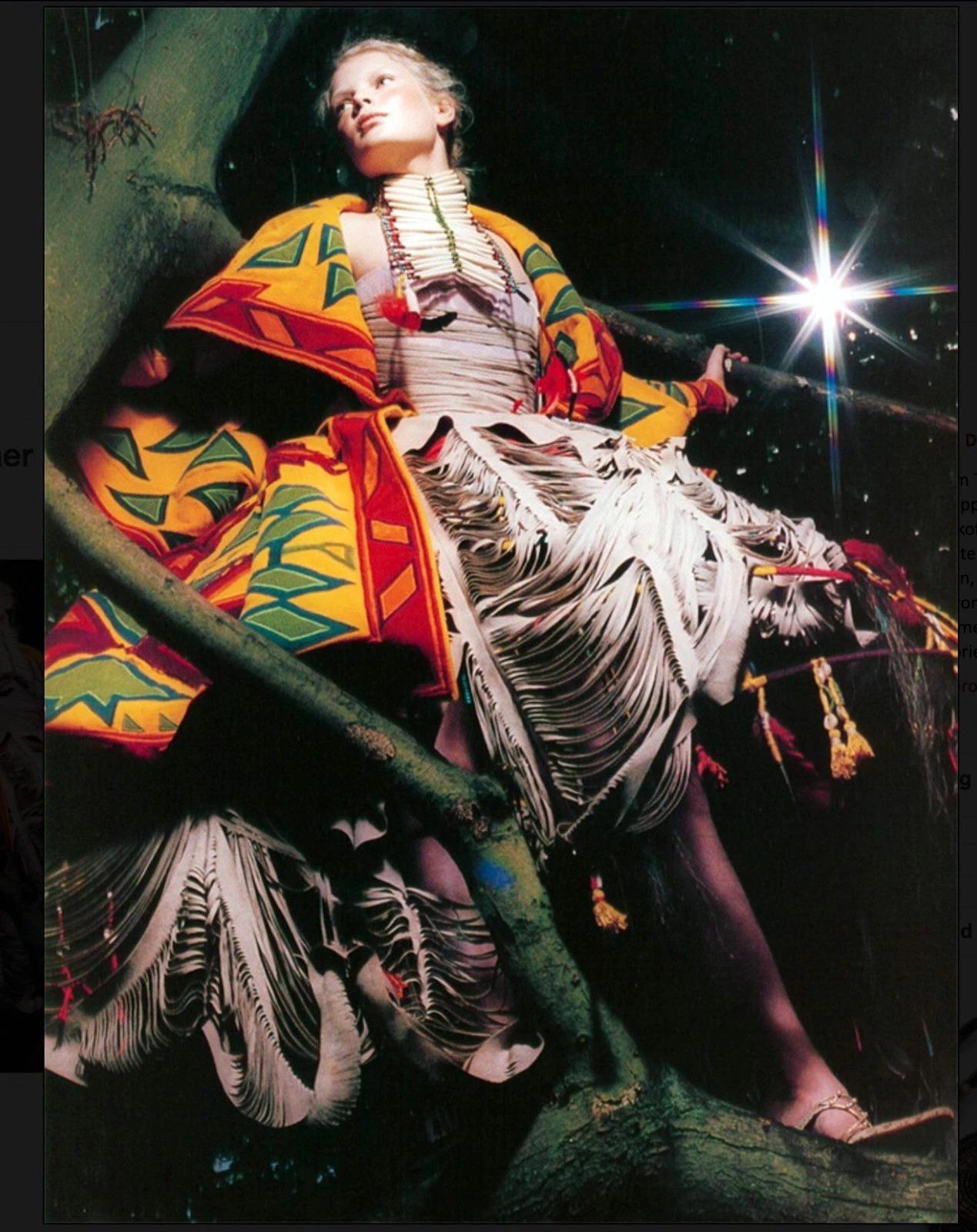 Art Déco CHRISTIAN DIOR John Galliano for Christian Dior 1998 Collana con Piume Turchesi Red Greene & Greene 2 in vendita