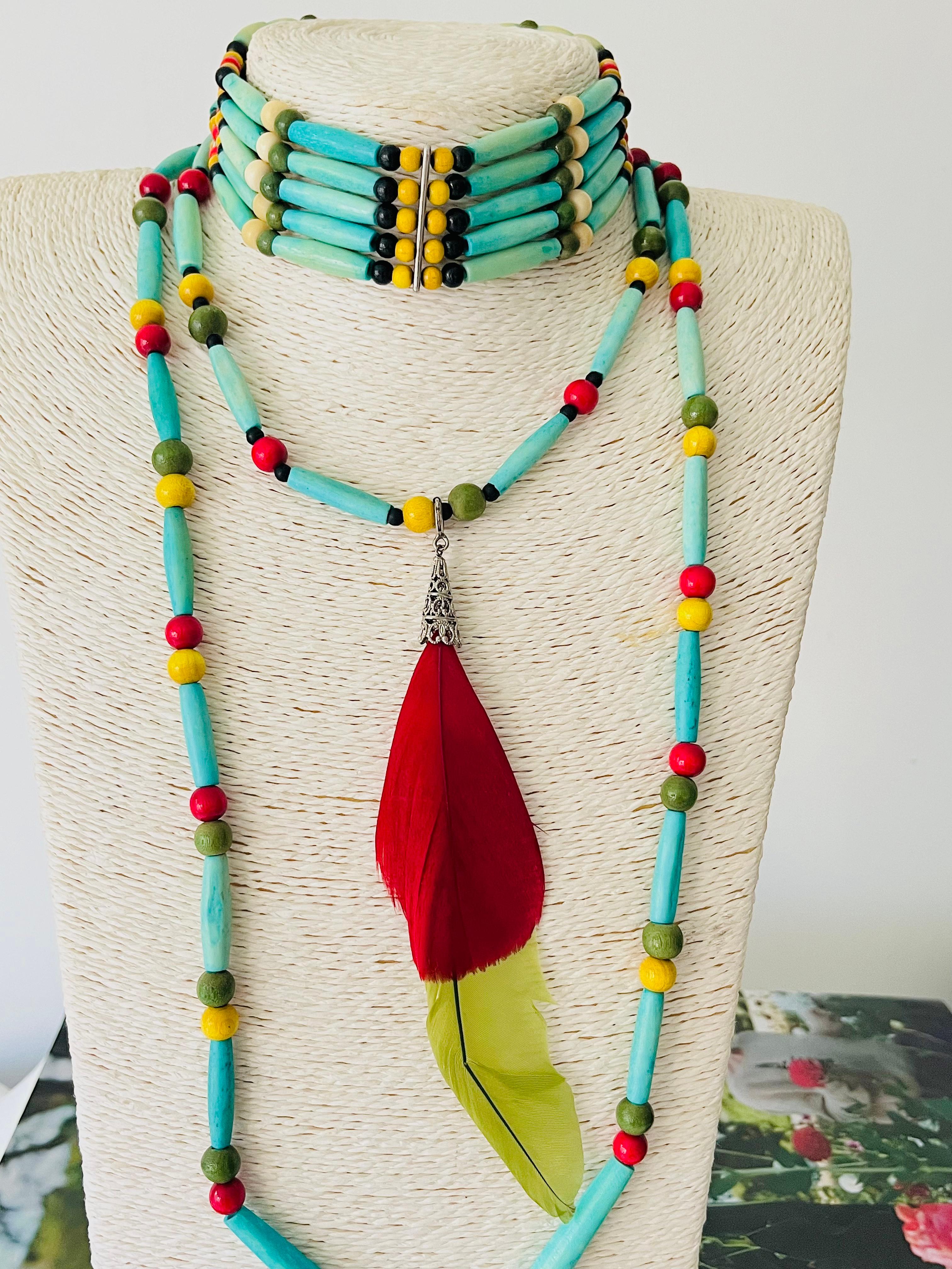 da uomo o donna CHRISTIAN DIOR John Galliano for Christian Dior 1998 Collana con Piume Turchesi Red Greene & Greene 2 in vendita