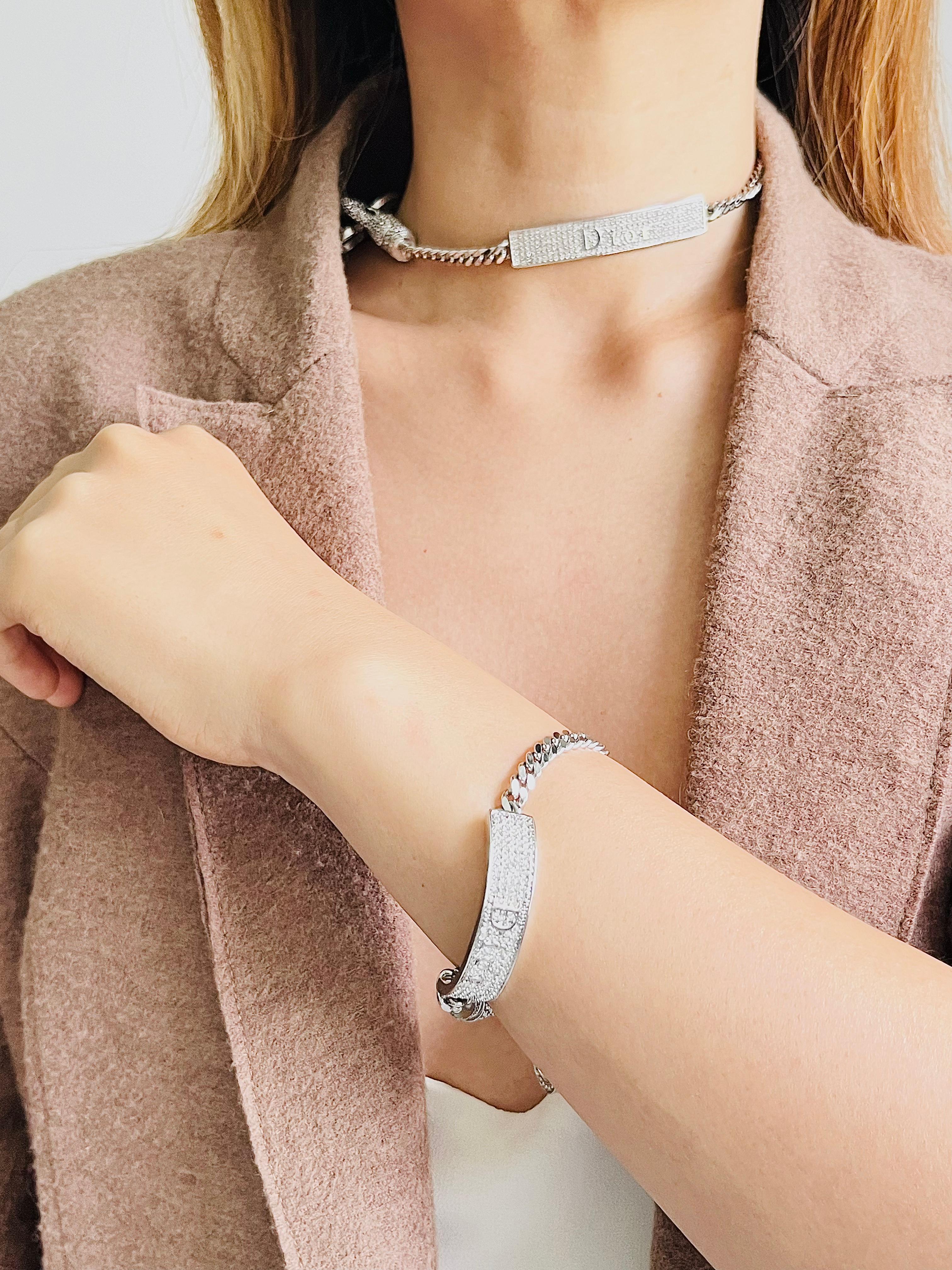 Femenino o masculino CHRISTIAN DIOR John Galliano 2003 Pulsera de Plata con Logotipo y Cristales Enteros en venta