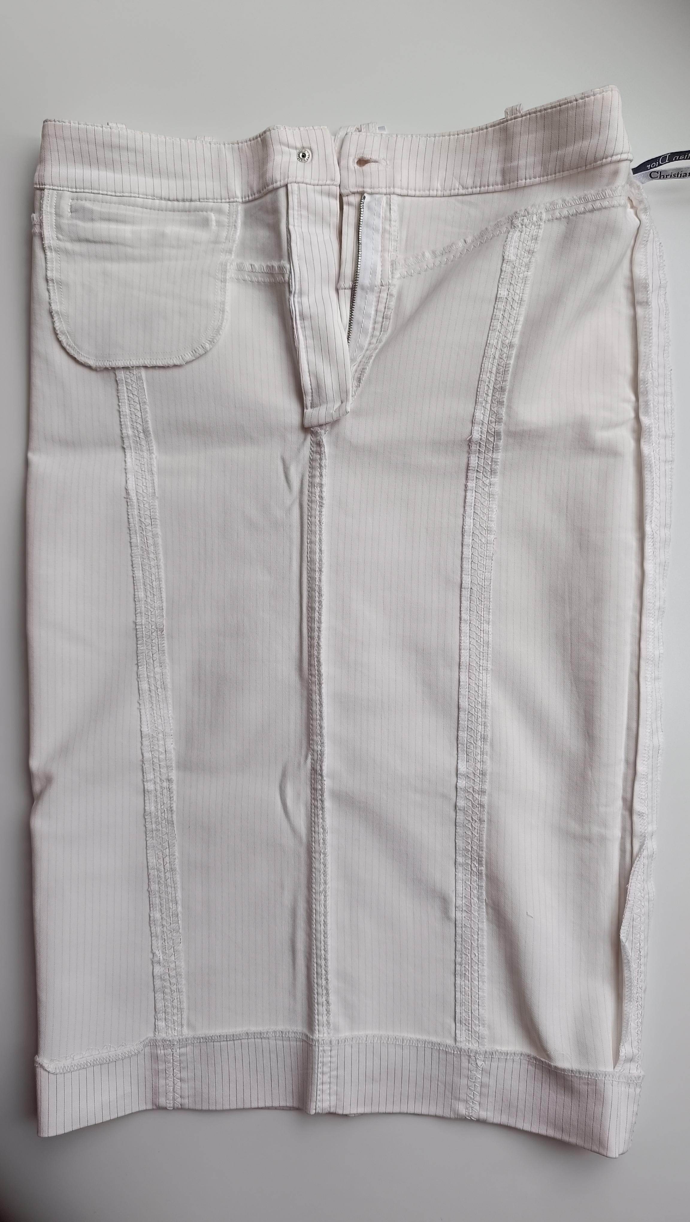 Christian Dior & John Galliano 2005 pensil cotton Skirt logo buttonY2K For Sale 10