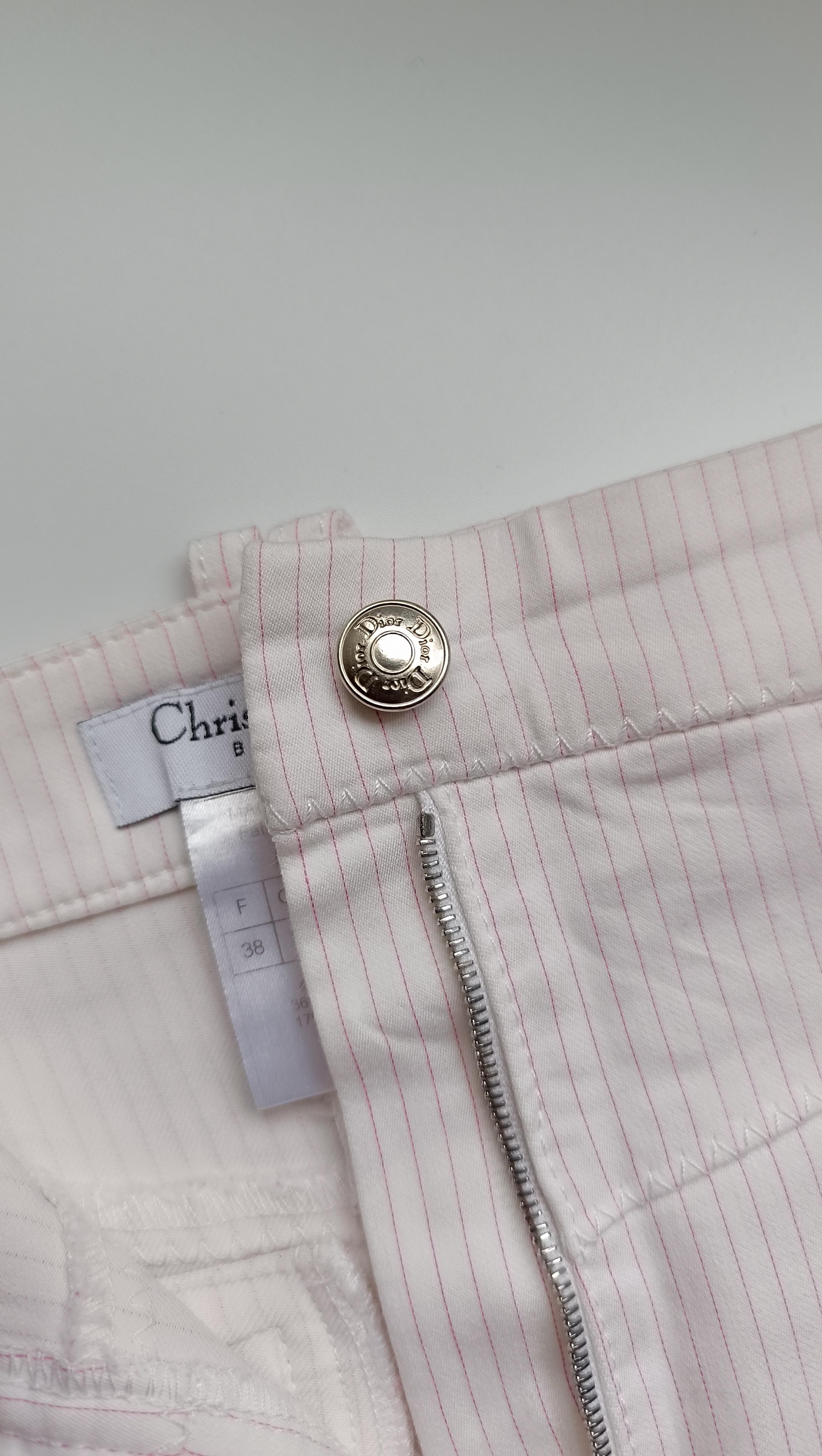 Christian Dior & John Galliano pour 2005 Jupe en coton stylo logo boutonY2K en vente 16
