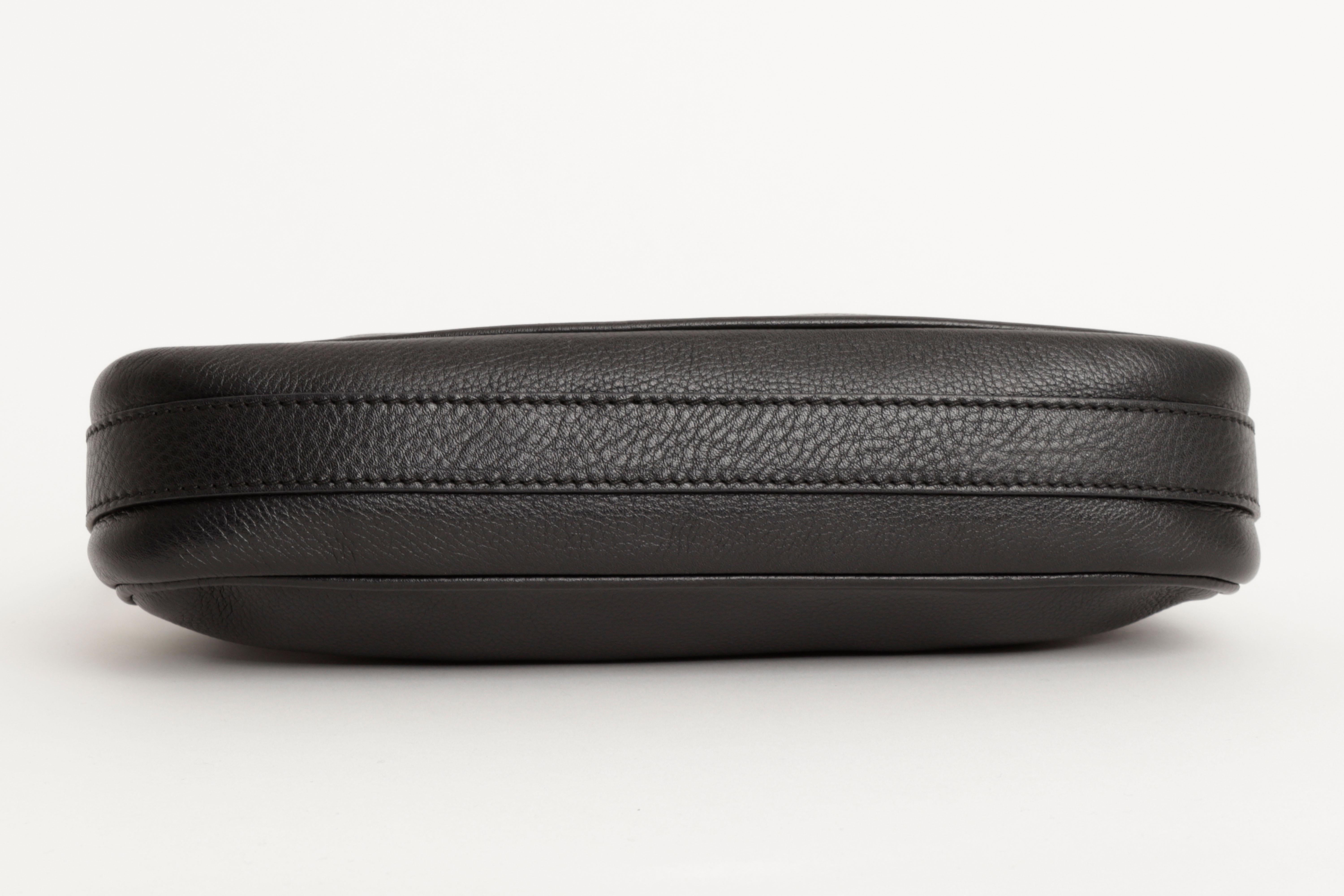 Christian Dior John Galliano for Christian Dior Baguette Bag Baguette Spell Out Logo Strap in Black Leather en vente 1