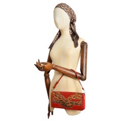 Christian Galliano for Christian Dior Borsa a tracolla in pelle rossa e cavallino leopardato