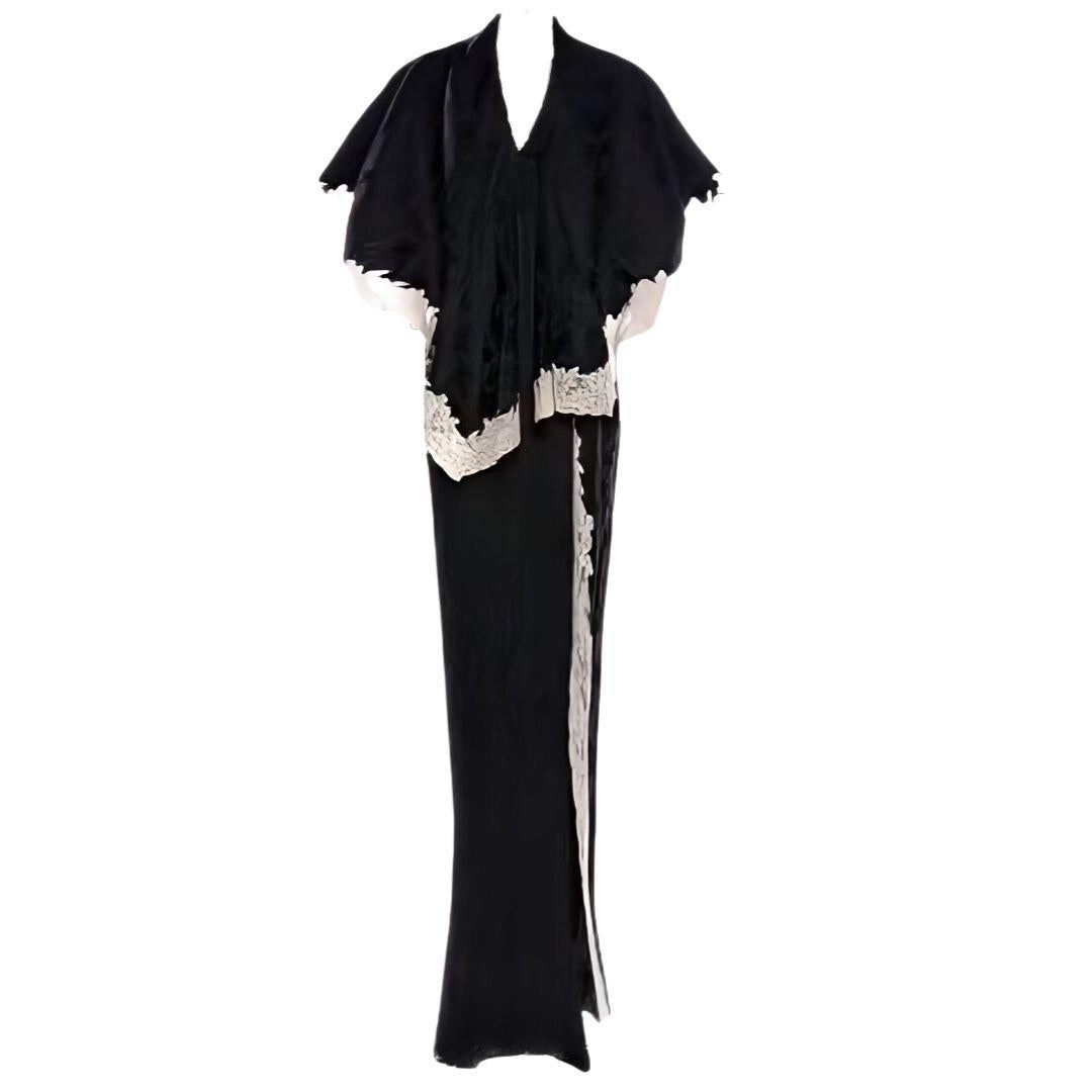 Christian Dior Fall/Winter 1998 Black Silk Dress with Cream Lace Trim Size 38FR - John Galliano for Christian Dior.
