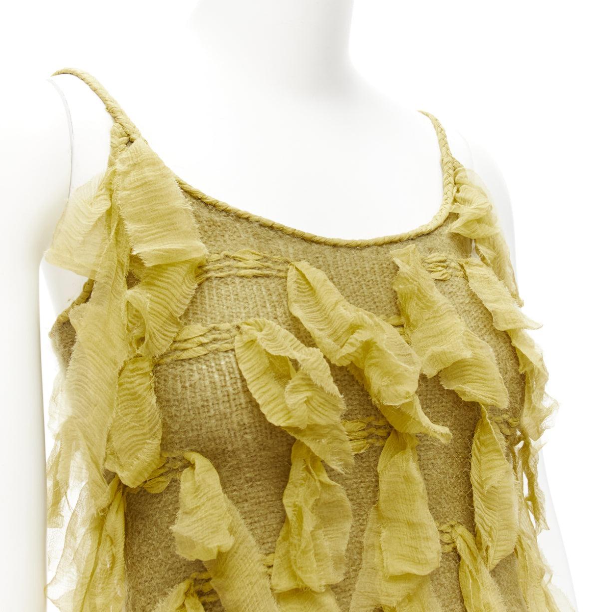 CHRISTIAN DIOR John Galliano green silk mohair applique cami vest FR36 S
Reference: TGAS/D00835
Brand: Christian Dior
Designer: John Galliano
Collection: Fall Winter 2000
Material: Silk, Mohair, Blend
Color: Green
Pattern: Solid
Closure: