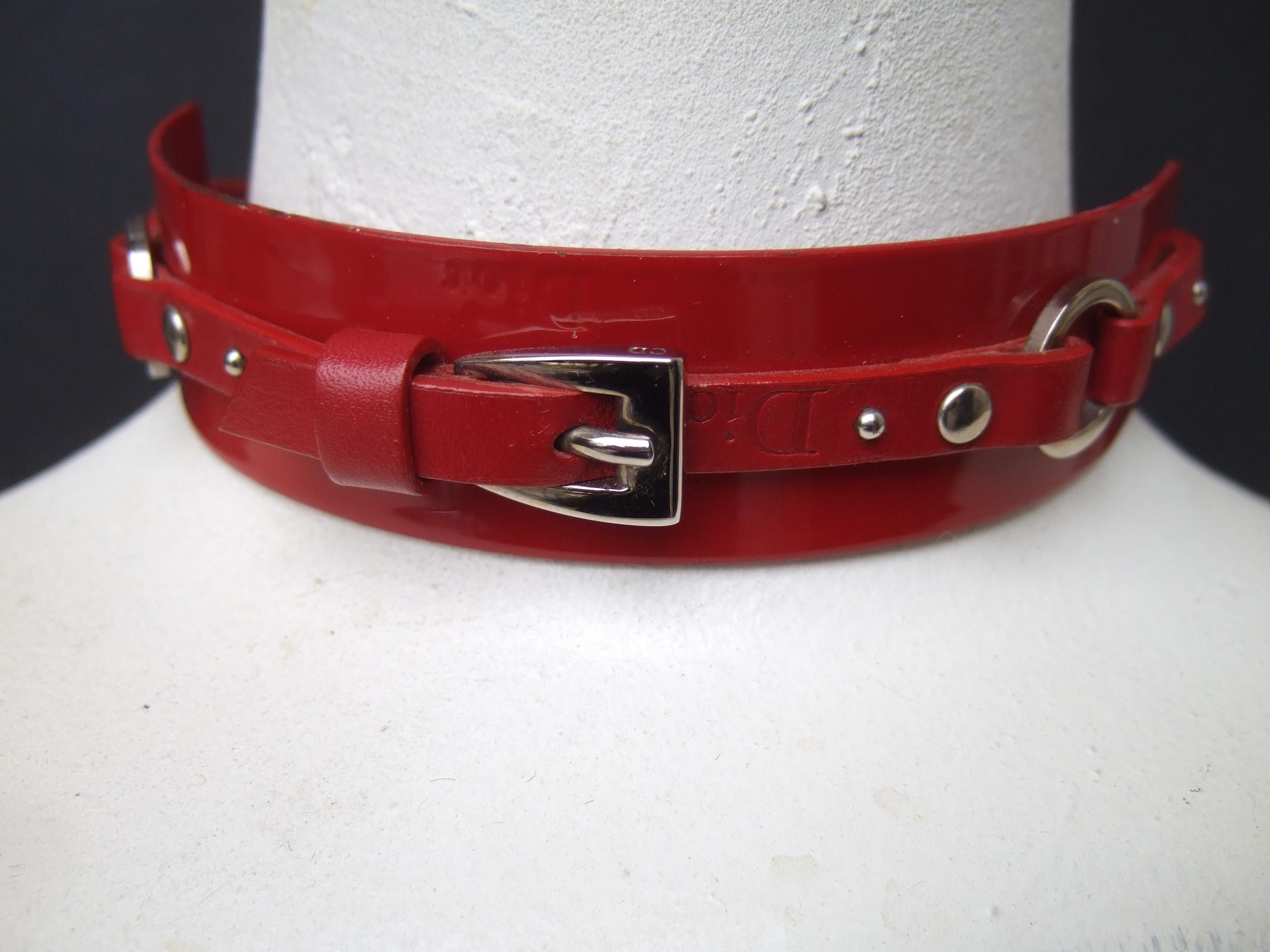 Christian Dior John Galliano Collier ras du cou rouge en cuir et métal, vers 2005 en vente 4