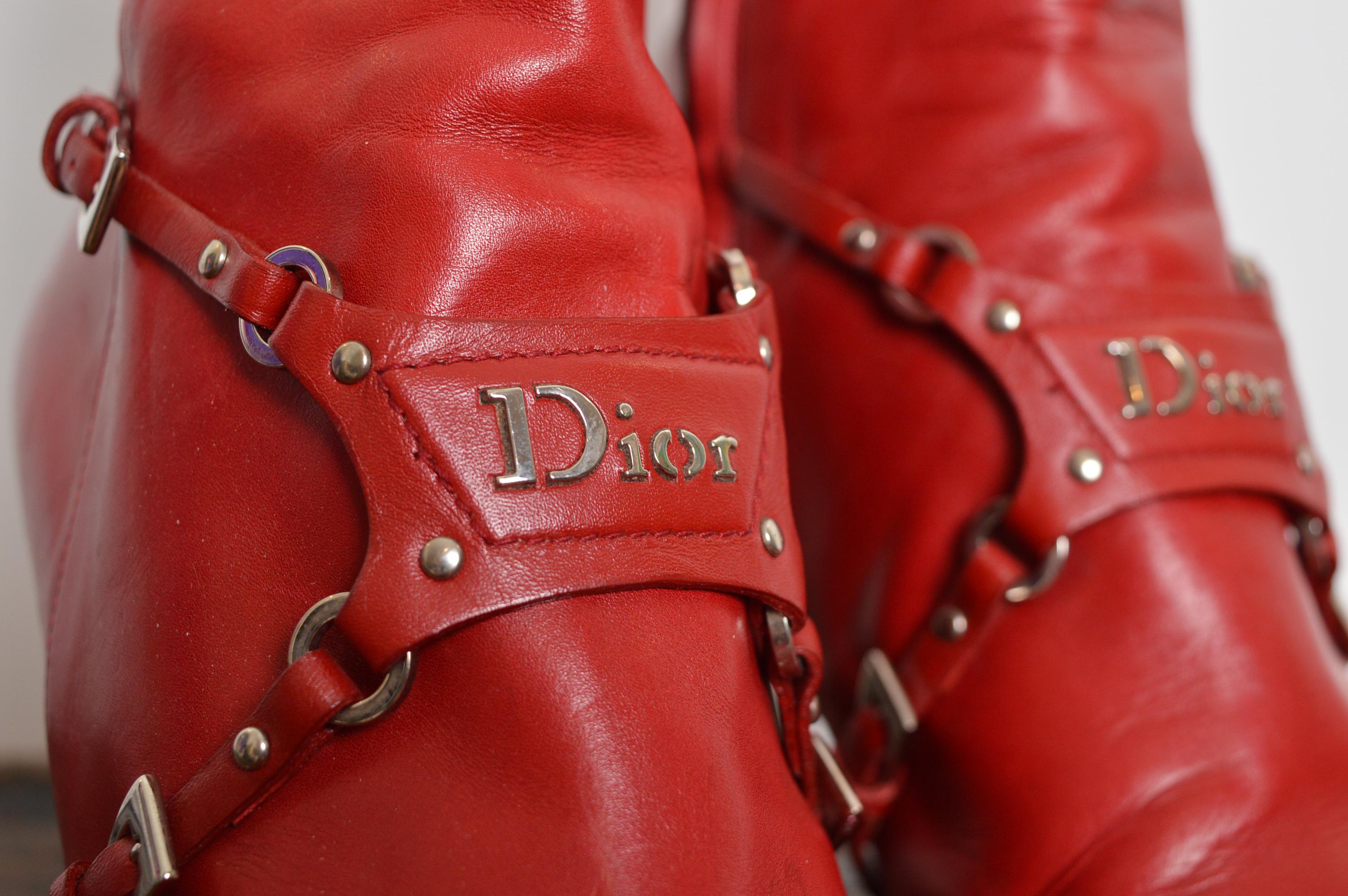 Christian Dior John Galliano Red leather Y2k Bondage Harness Pointed Ankle Boots In Good Condition For Sale In Sheffield, GB