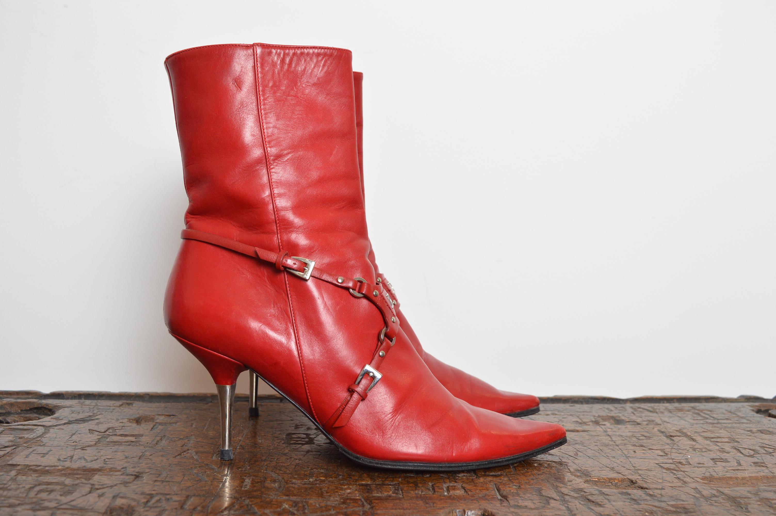 Christian Dior John Galliano Red leather Y2k Bondage Harness Pointed Ankle Boots For Sale 2