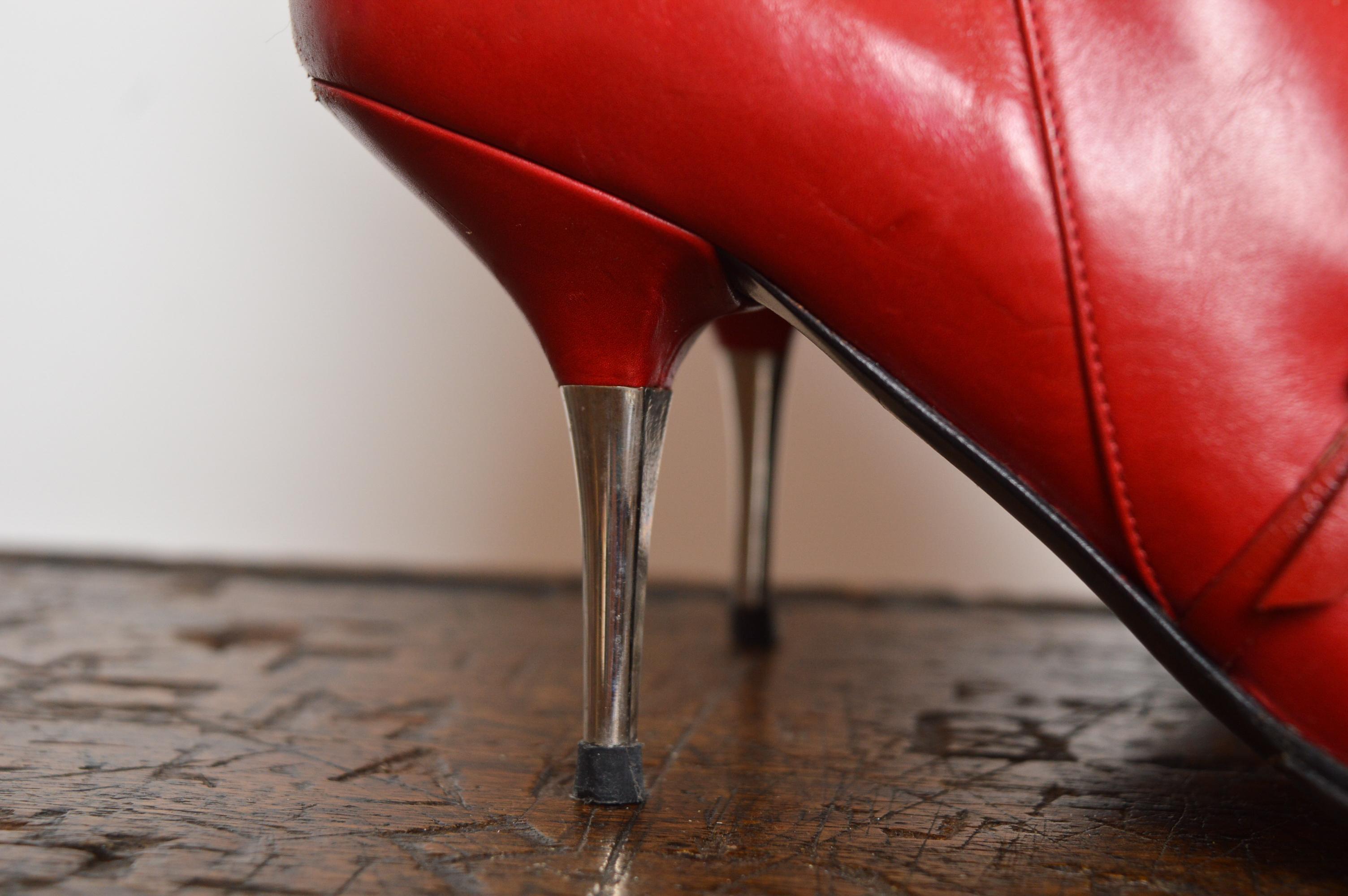 Christian Dior John Galliano Red leather Y2k Bondage Harness Pointed Ankle Boots For Sale 3
