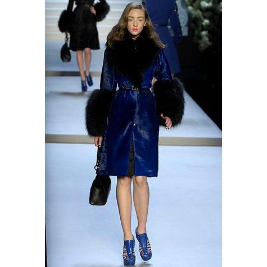 Christian Dior John Galliano - Runway automne/hiver 2007 - Manteau en fourrure taille 38FR Pour femmes en vente