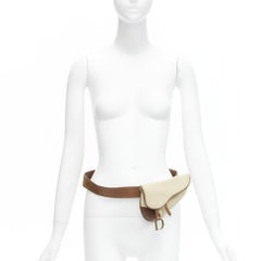CHRISTIAN DIOR John Galliano - Mini sac à ceinture vintage en cuir à breloques en forme de selle D