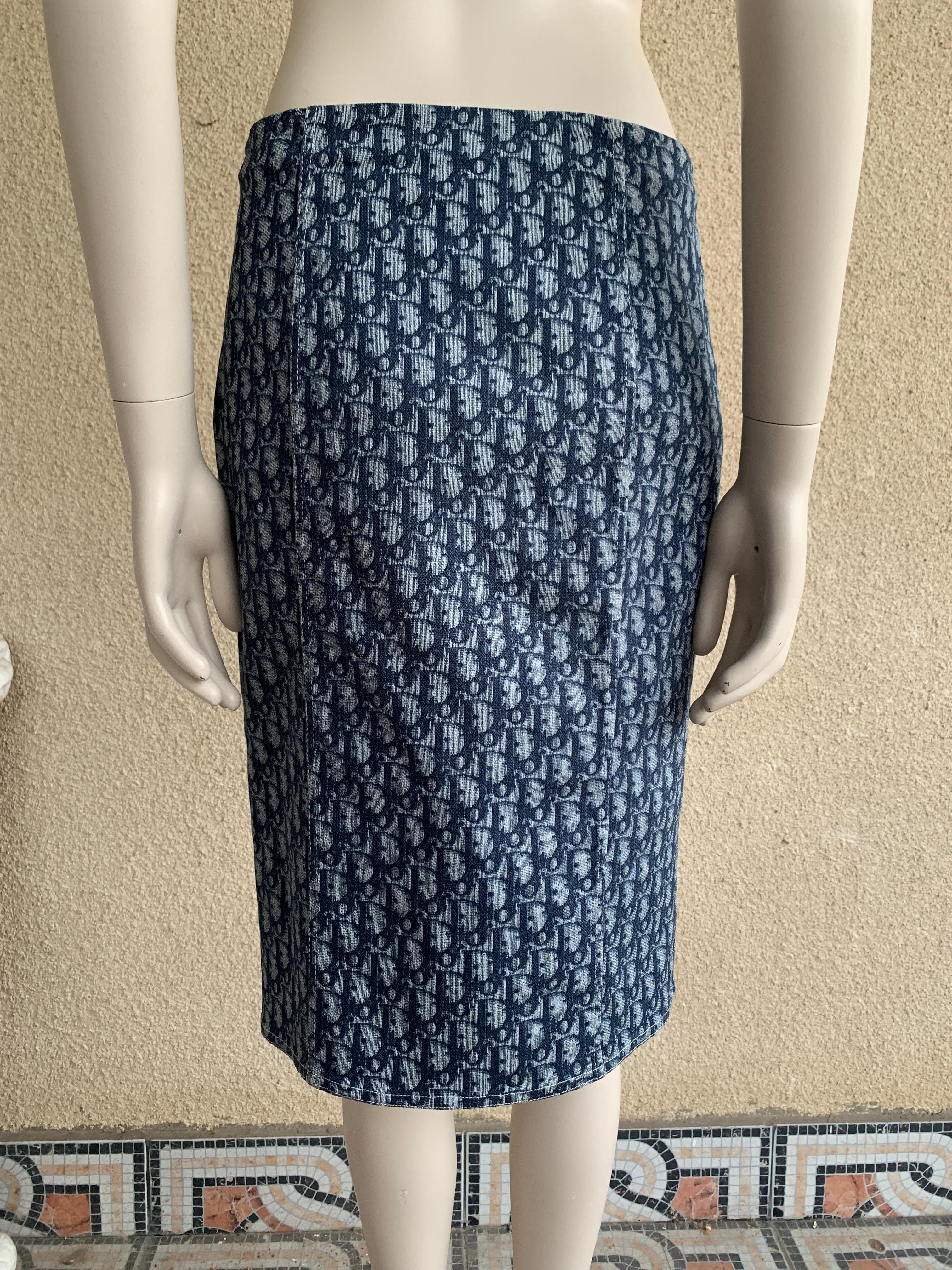 CHRISTIAN DIOR & John Galliano - Jupe fourreau en jean bleu vintage, 2002 Y2K en vente 14