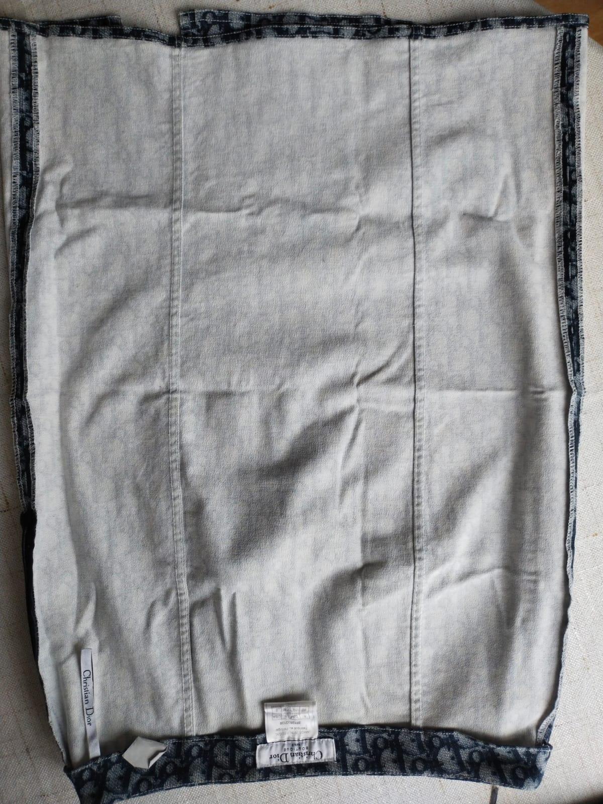 Gris CHRISTIAN DIOR & John Galliano - Jupe fourreau en jean bleu vintage, 2002 Y2K en vente
