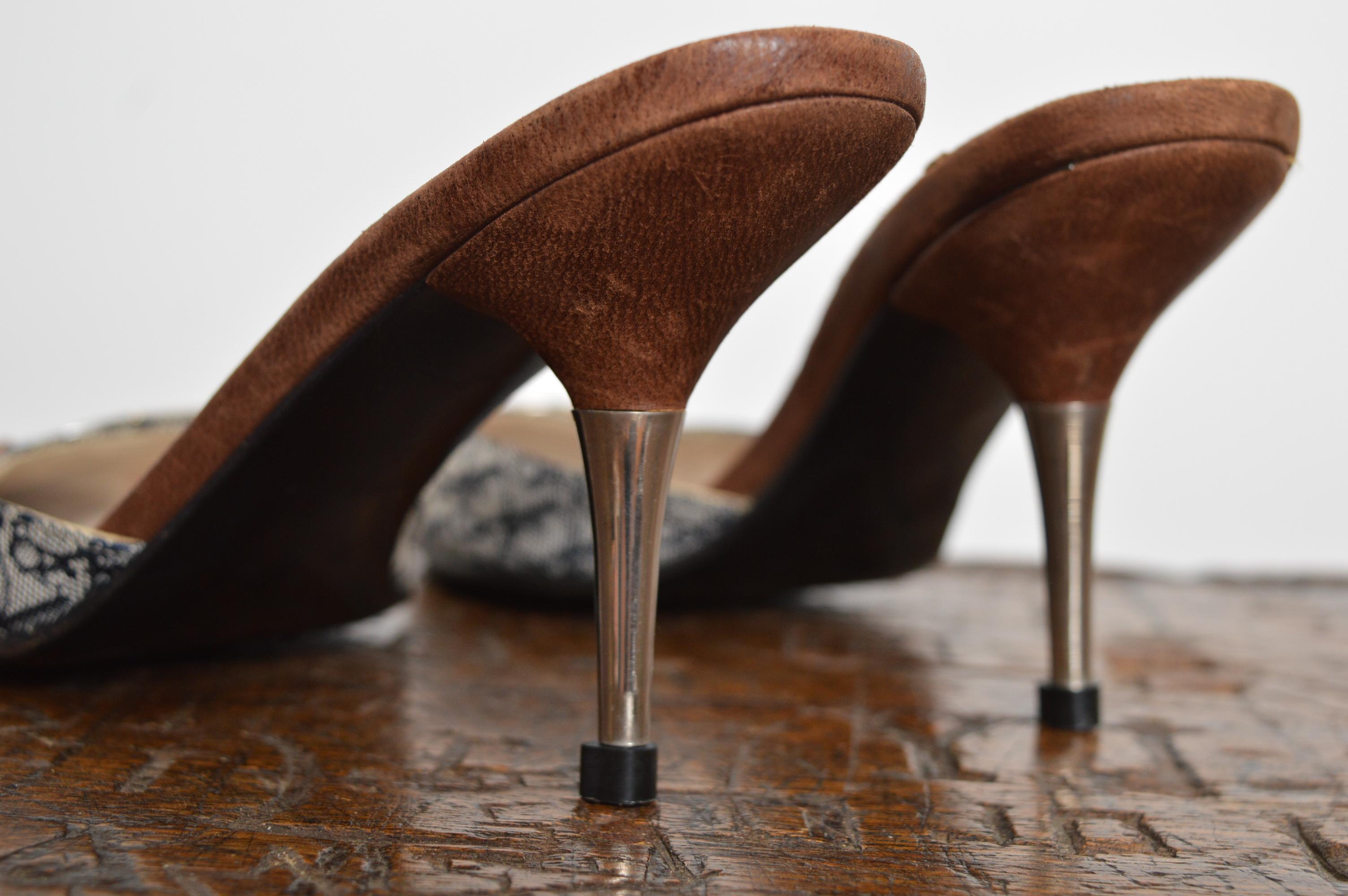 Christian Dior John Galliano Y2k CD Buckle Pointed Blue Brown Mules Kitten Heels For Sale 7