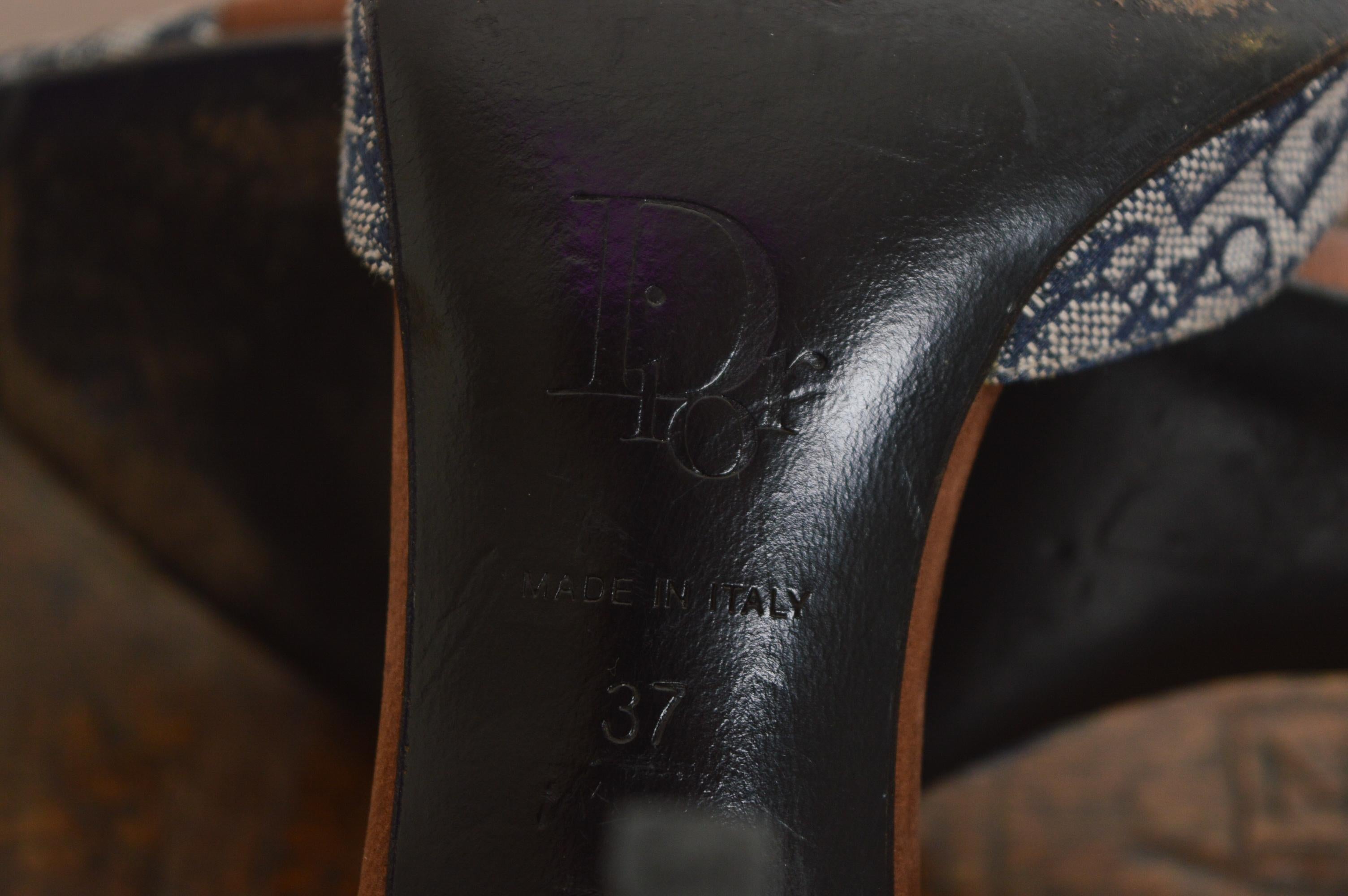 Christian Dior John Galliano Y2k CD Buckle Pointed Blue Brown Mules Kitten Heels For Sale 8
