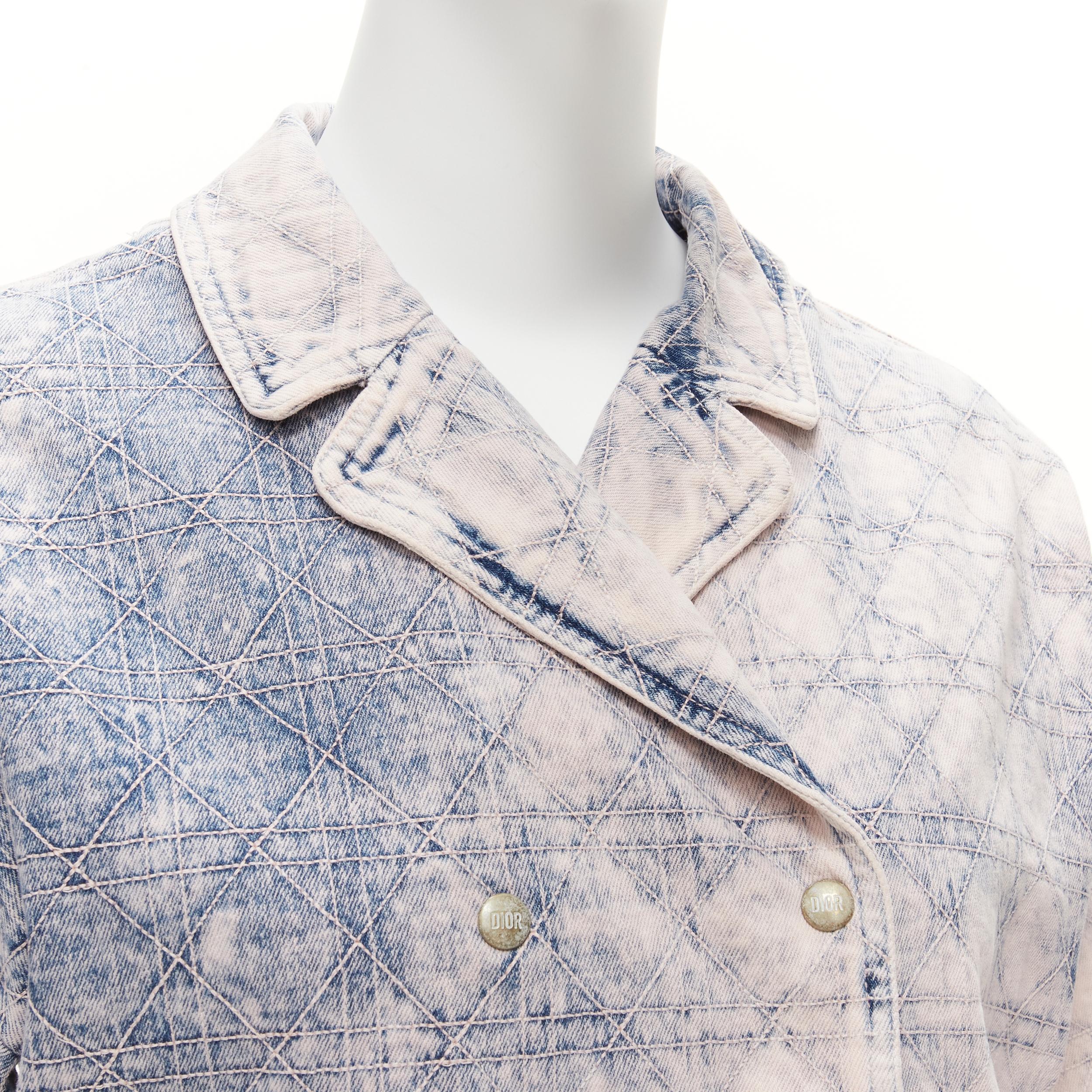 CHRISTIAN DIOR Kids bleached blue washed Cannage quilted dye denim jacket 13Y XS
Reference: TGAS/D00008
Brand: Dior
Material: Cotton, Elastane
Color: Blue, Pink
Pattern: Solid
Closure: Snap Buttons
Extra Details: Distressed effect DIOR logo snap