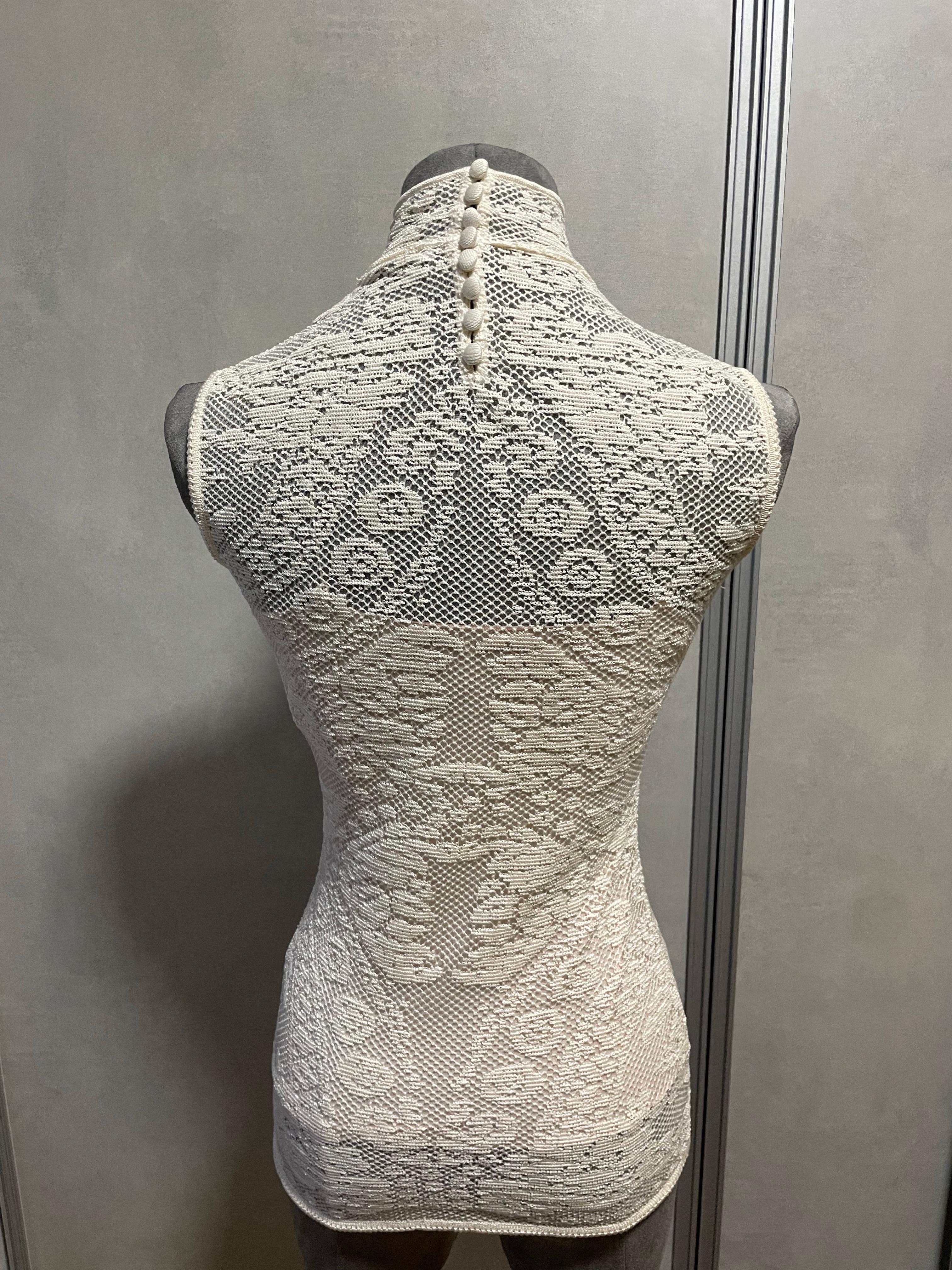 Camicetta in pizzo, uncinetto e seta di Christian Dior in vendita 8