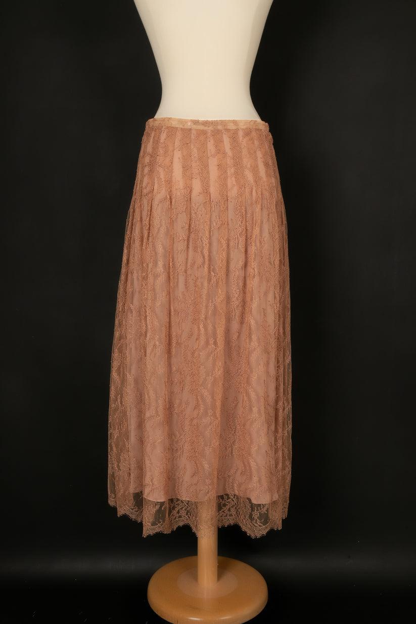 Christian Dior Lace Skirt In Excellent Condition For Sale In SAINT-OUEN-SUR-SEINE, FR