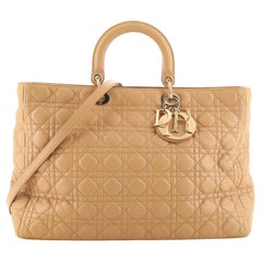 Christian Dior Lady Dior Tasche Cannage Gestepptes Lammfell XL