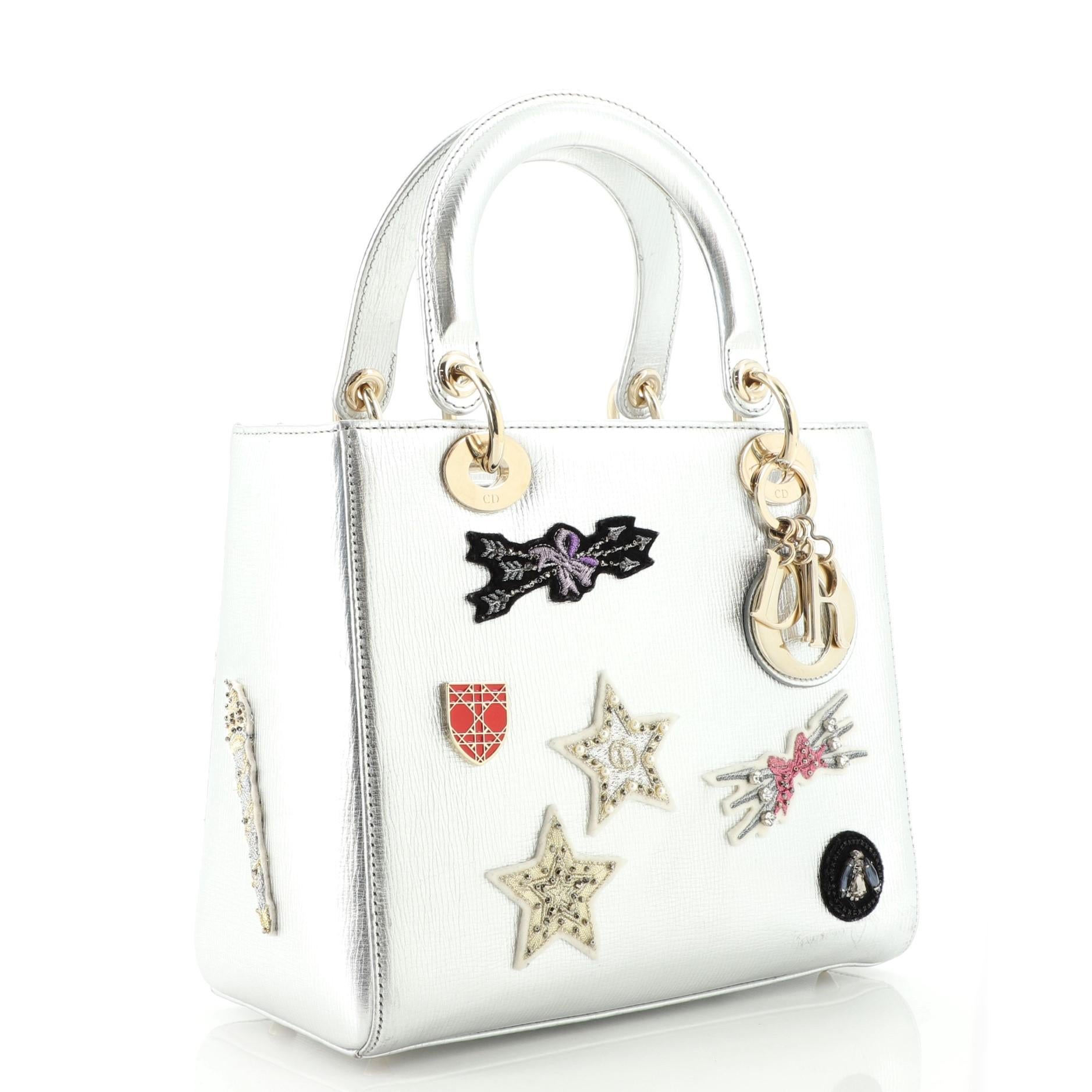 Christian Dior Lady Dior Tasche Patch verschönertes Leder Medium (Grau)