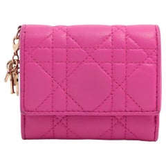 Christian Dior Lady Dior Cannage Lotus-Brieftasche in Hot Pink
