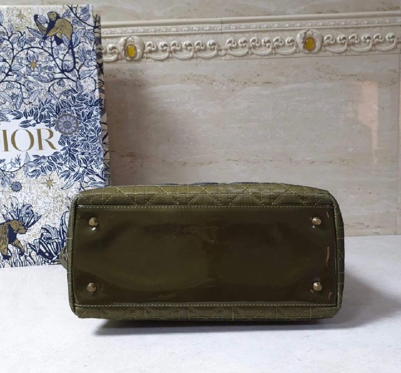 Women's Christian Dior Lady Dior Medium Khaki Canvas Bag